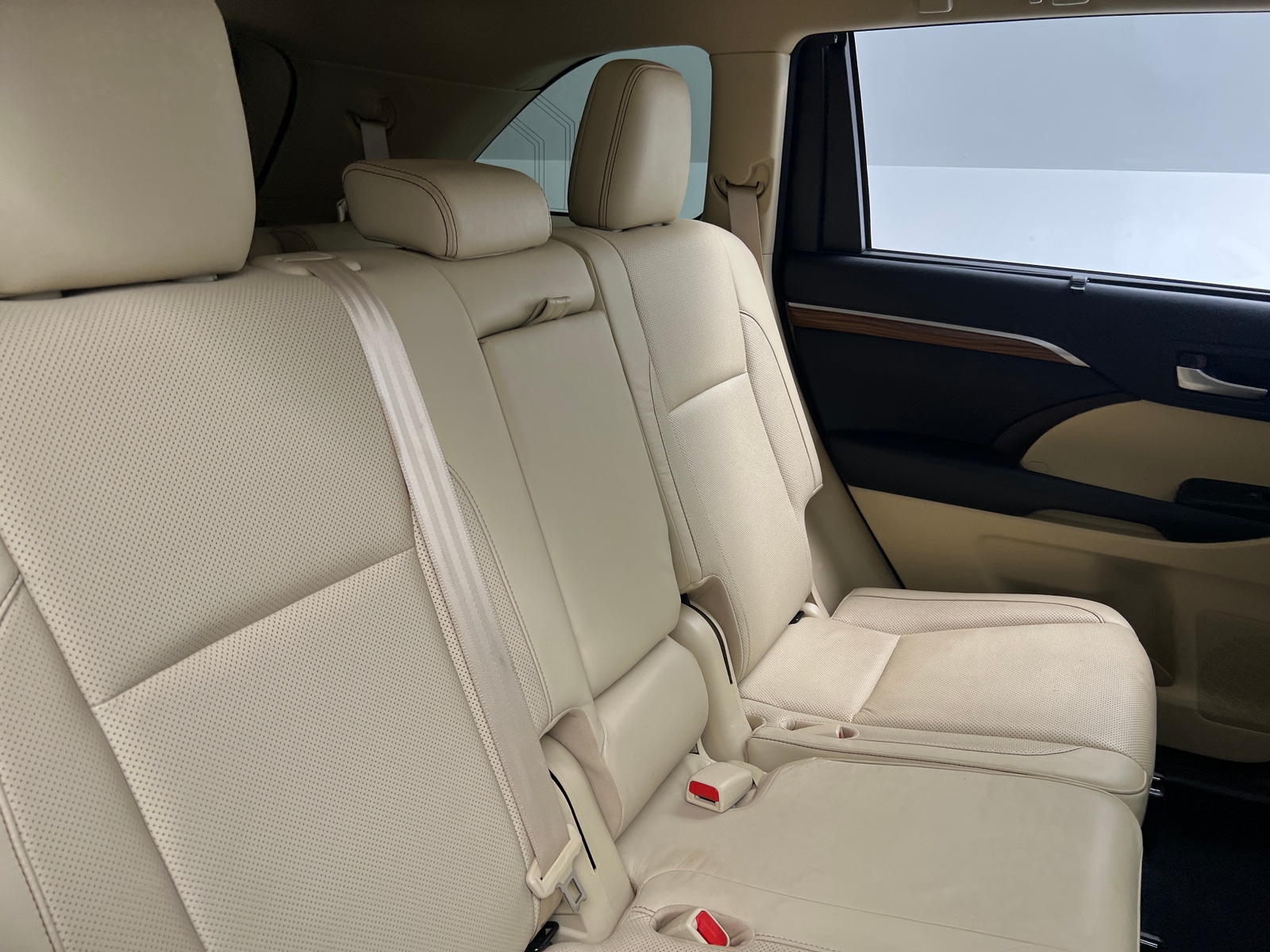 Thumbnail: 2018 Toyota Highlander - 5