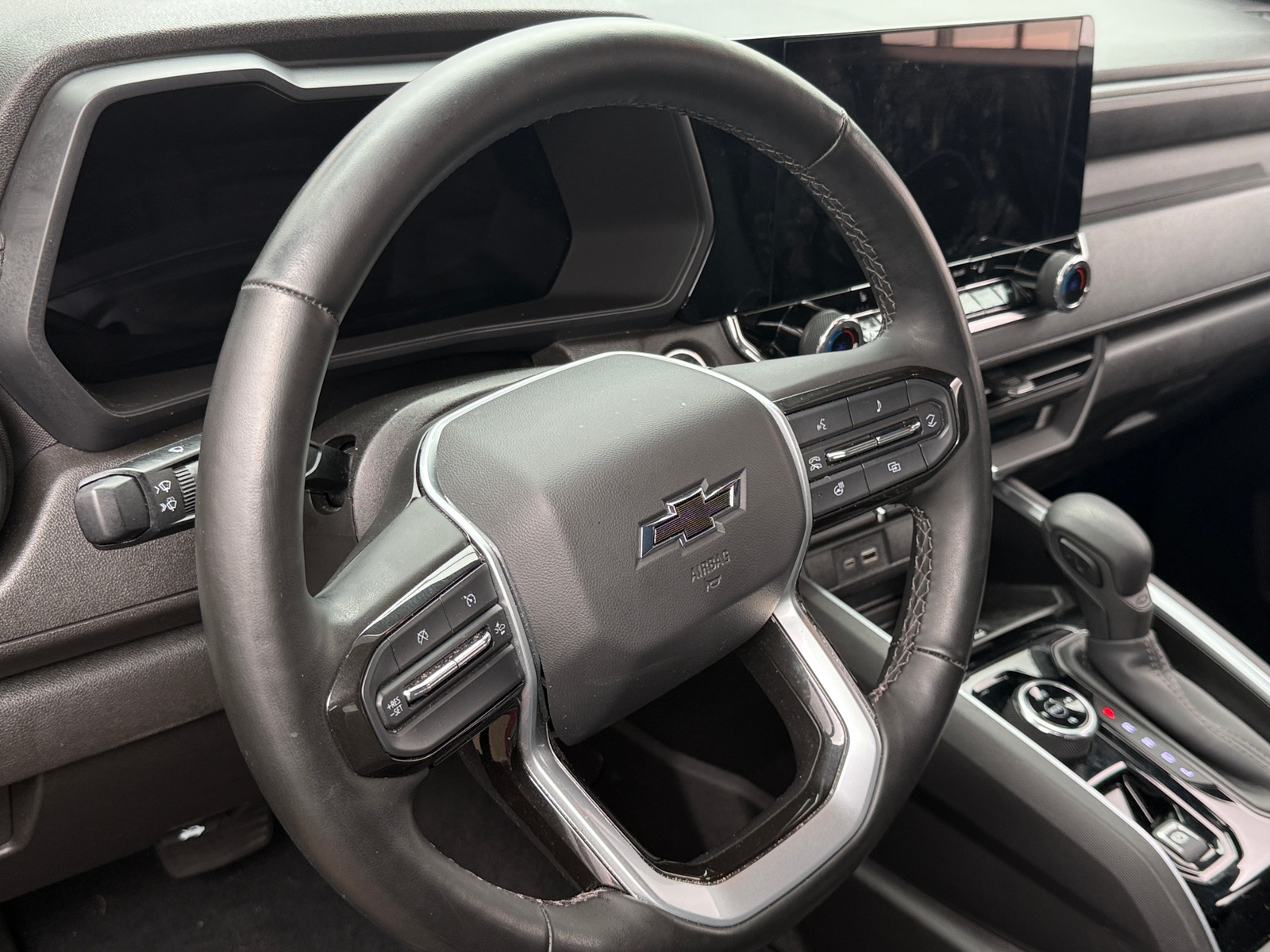 Thumbnail: 2025 Chevrolet Colorado - 4