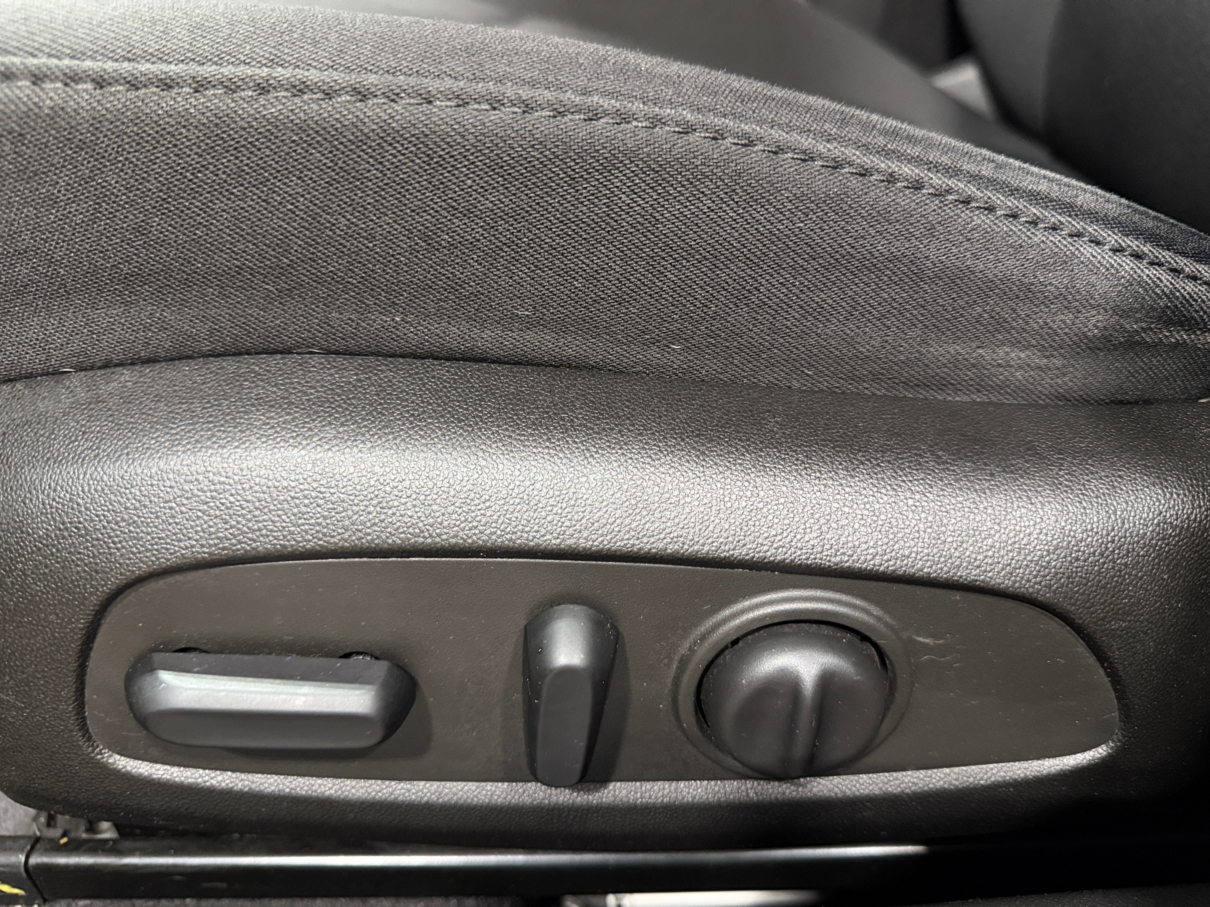 2016 Chevrolet Malibu 1LT - Photo 3
