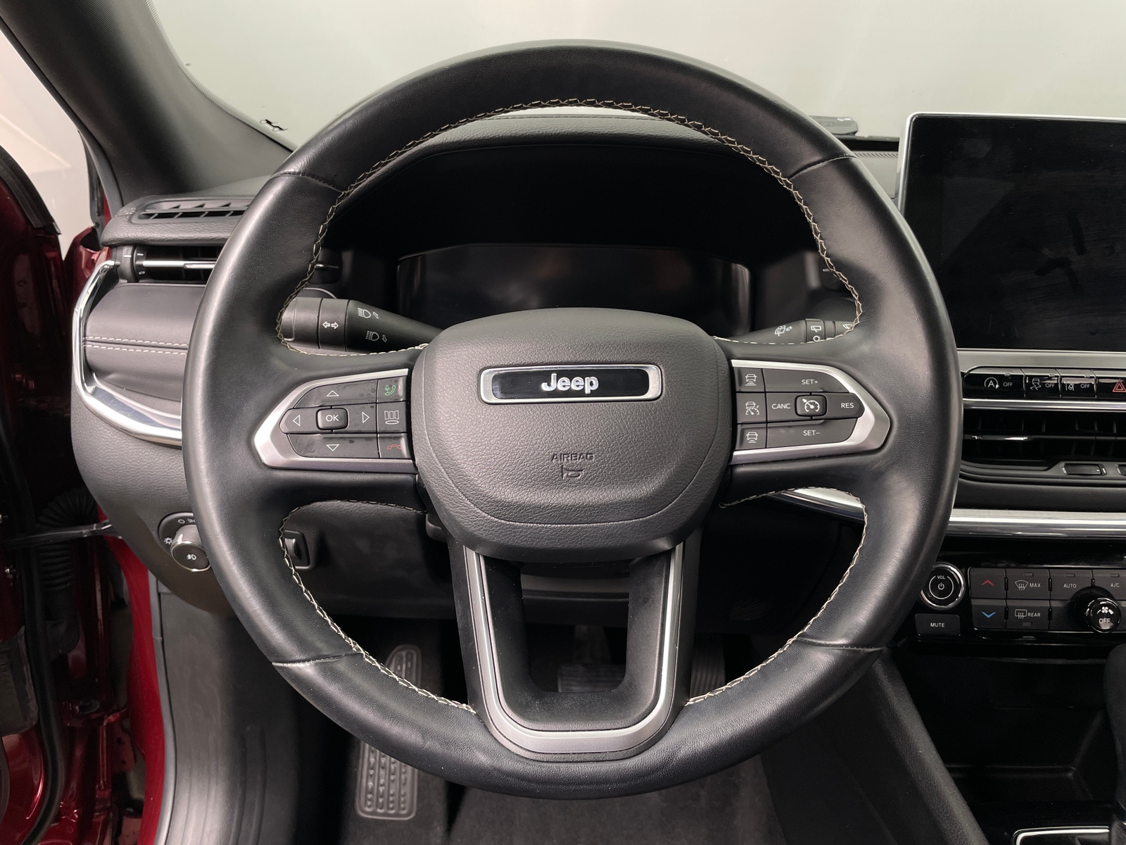 Thumbnail: 2022 Jeep Compass - 4