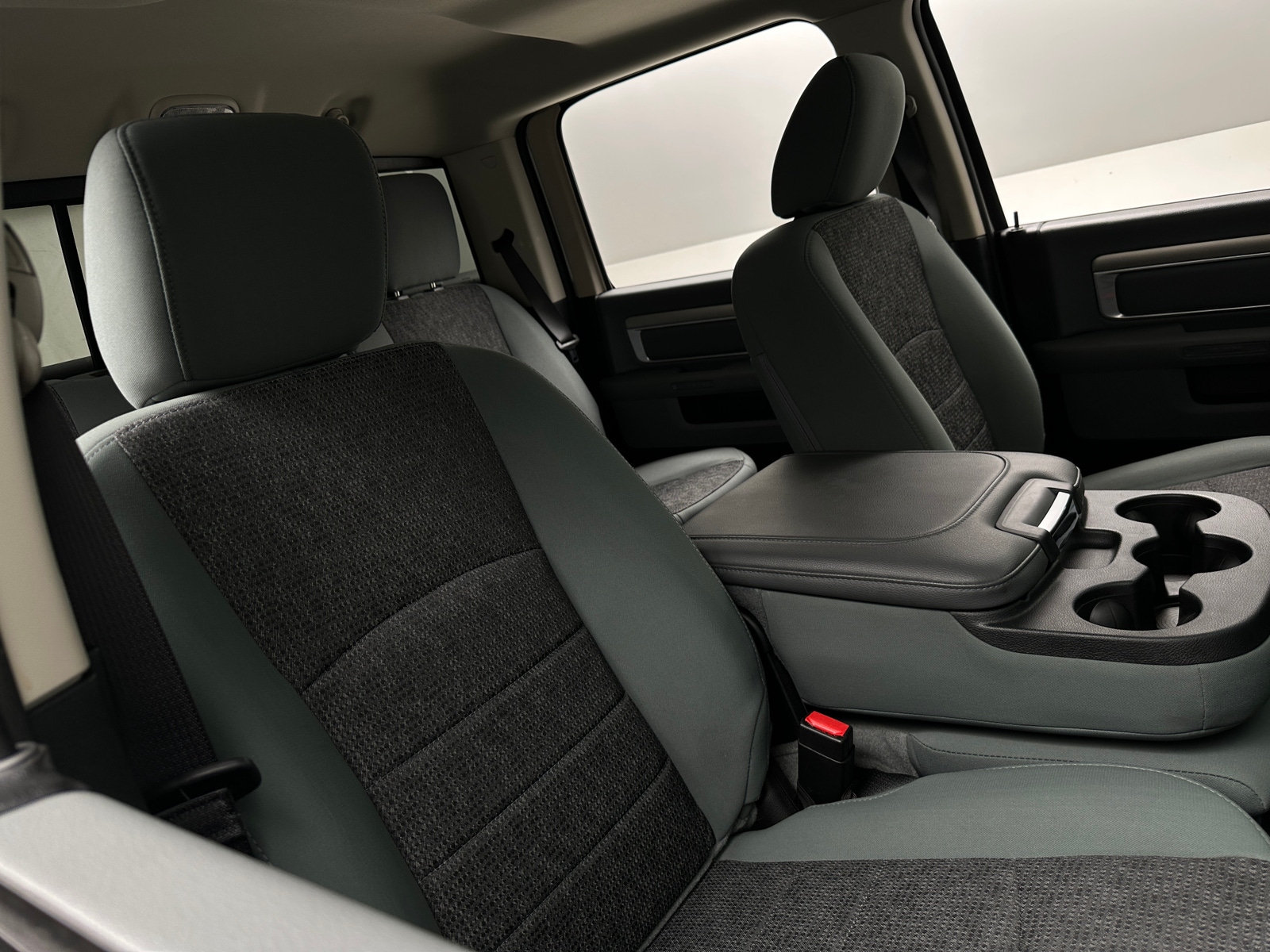 Thumbnail: 2019 RAM 1500 Classic - 2