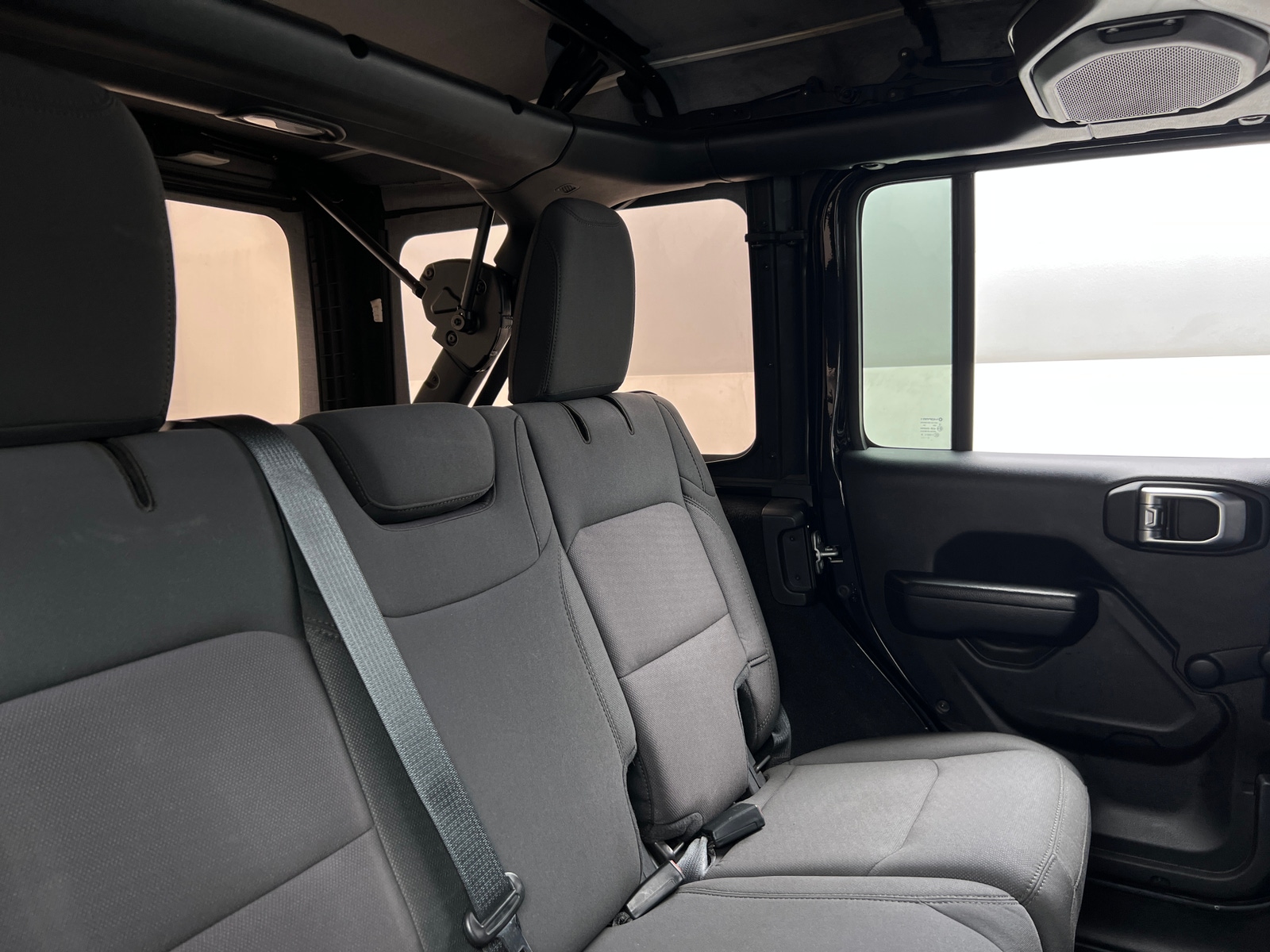 Thumbnail: 2021 Jeep Wrangler - 6