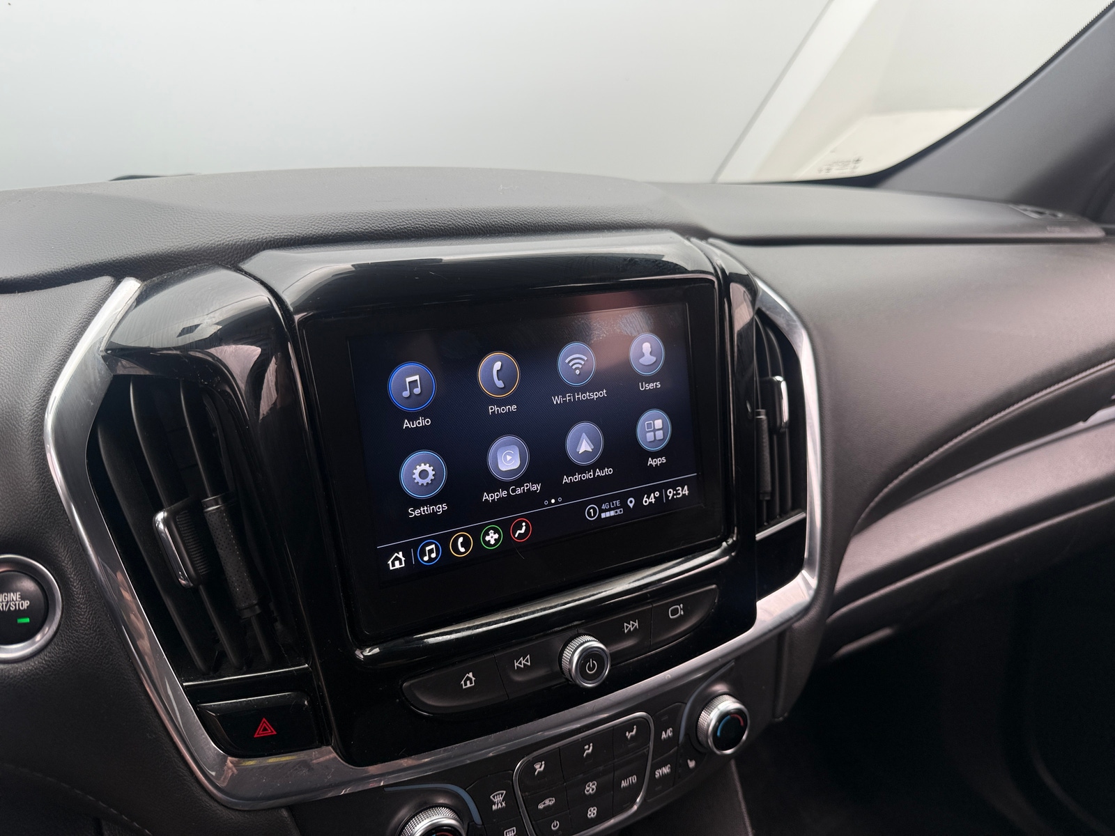 Thumbnail: 2023 Chevrolet Traverse - 4