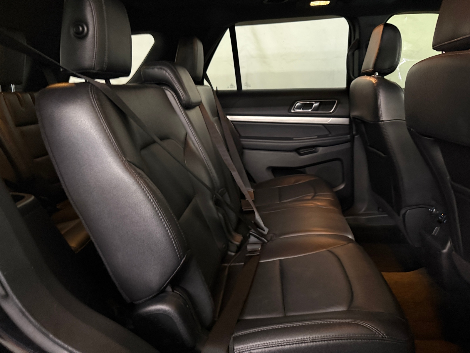Thumbnail: 2018 Ford Explorer - 5