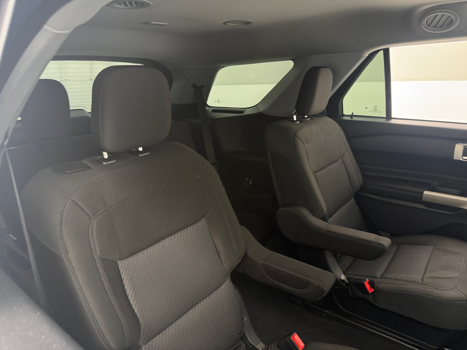 Thumbnail: 2022 Ford Explorer - 6