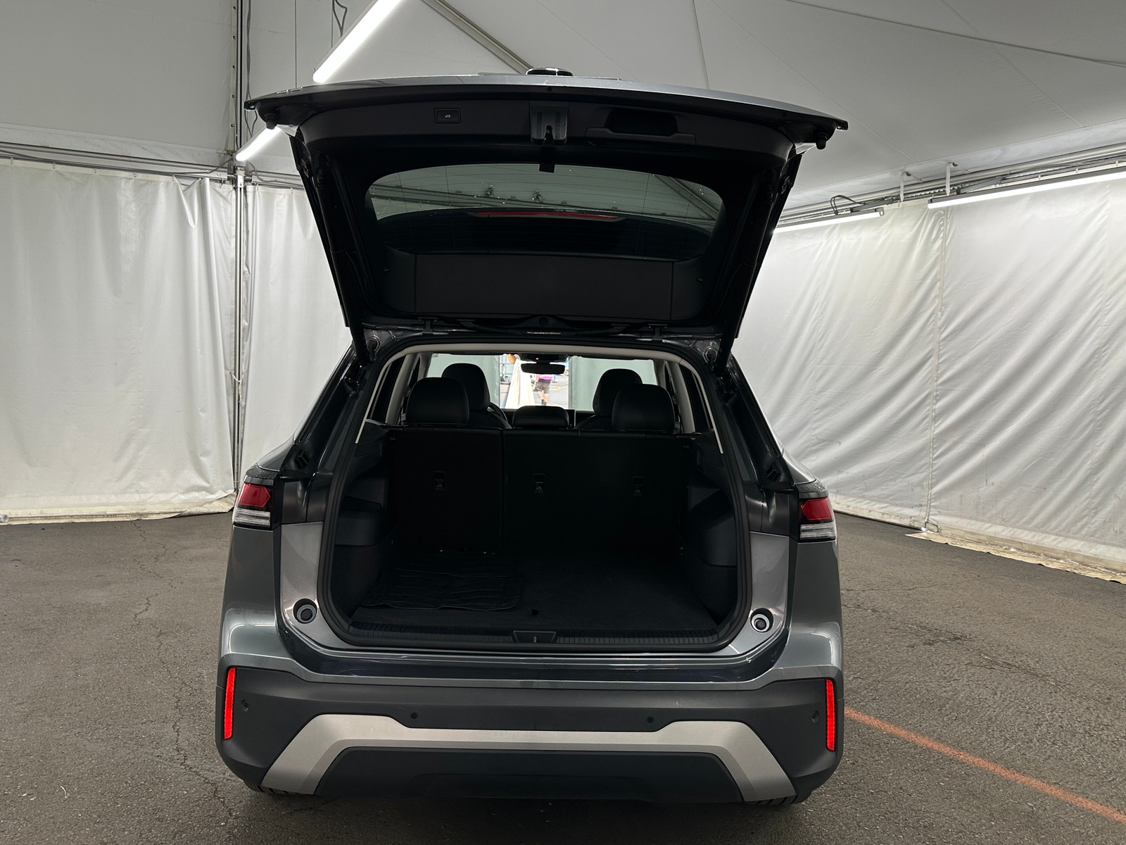 Thumbnail: 2026 Volkswagen Tiguan - 6