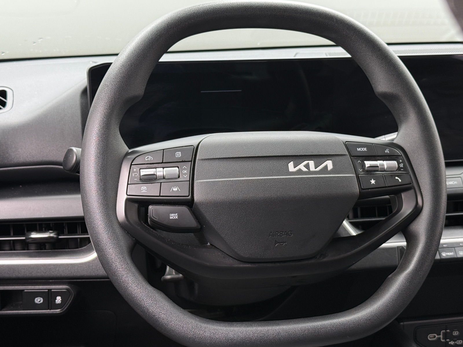 Thumbnail: 2025 Kia K4 - 5