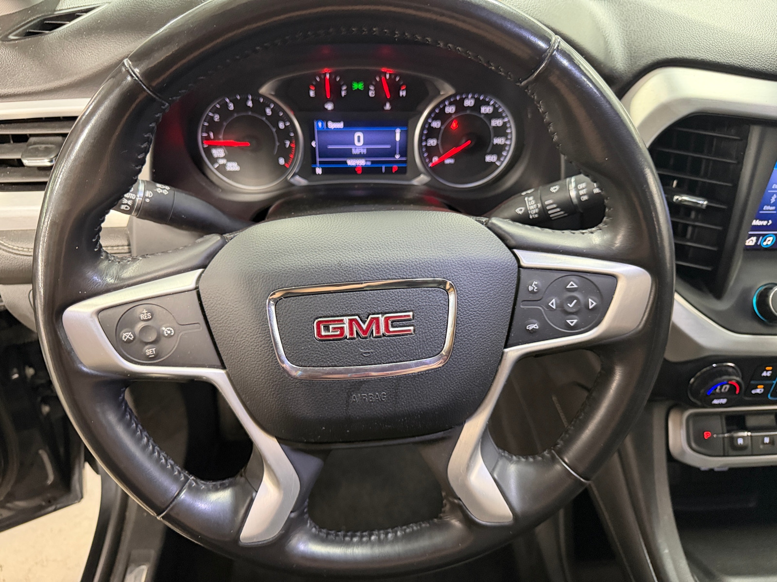 Thumbnail: 2020 GMC Acadia - 4
