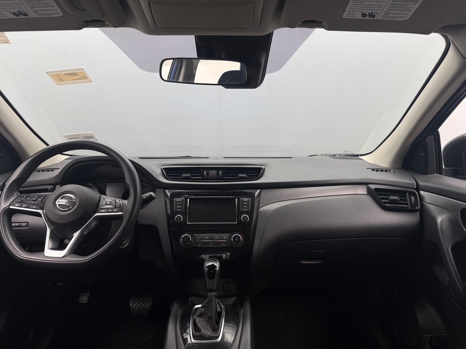 Thumbnail: 2022 Nissan Rogue Sport - 3