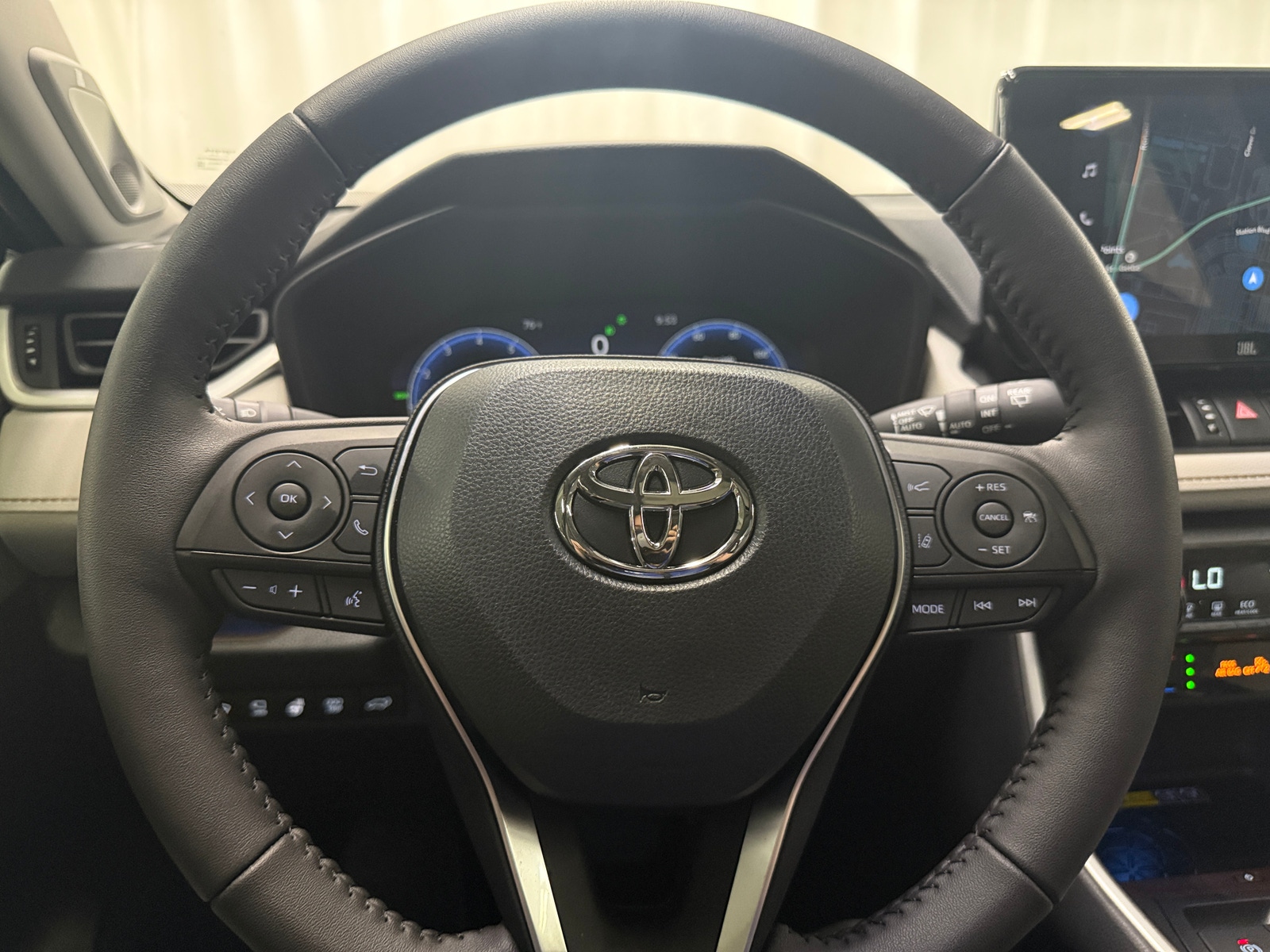 Thumbnail: 2025 Toyota RAV4 - 4