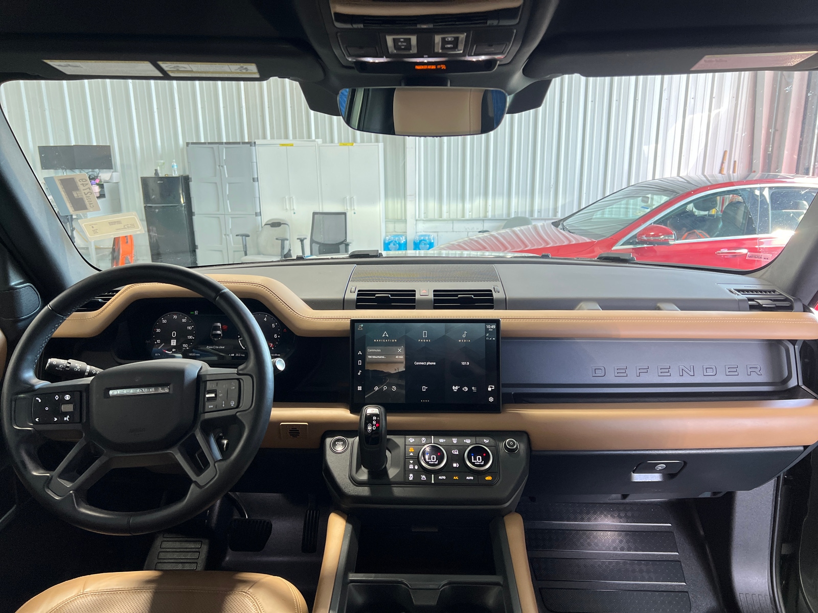 Thumbnail: 2025 Land Rover Defender - 2