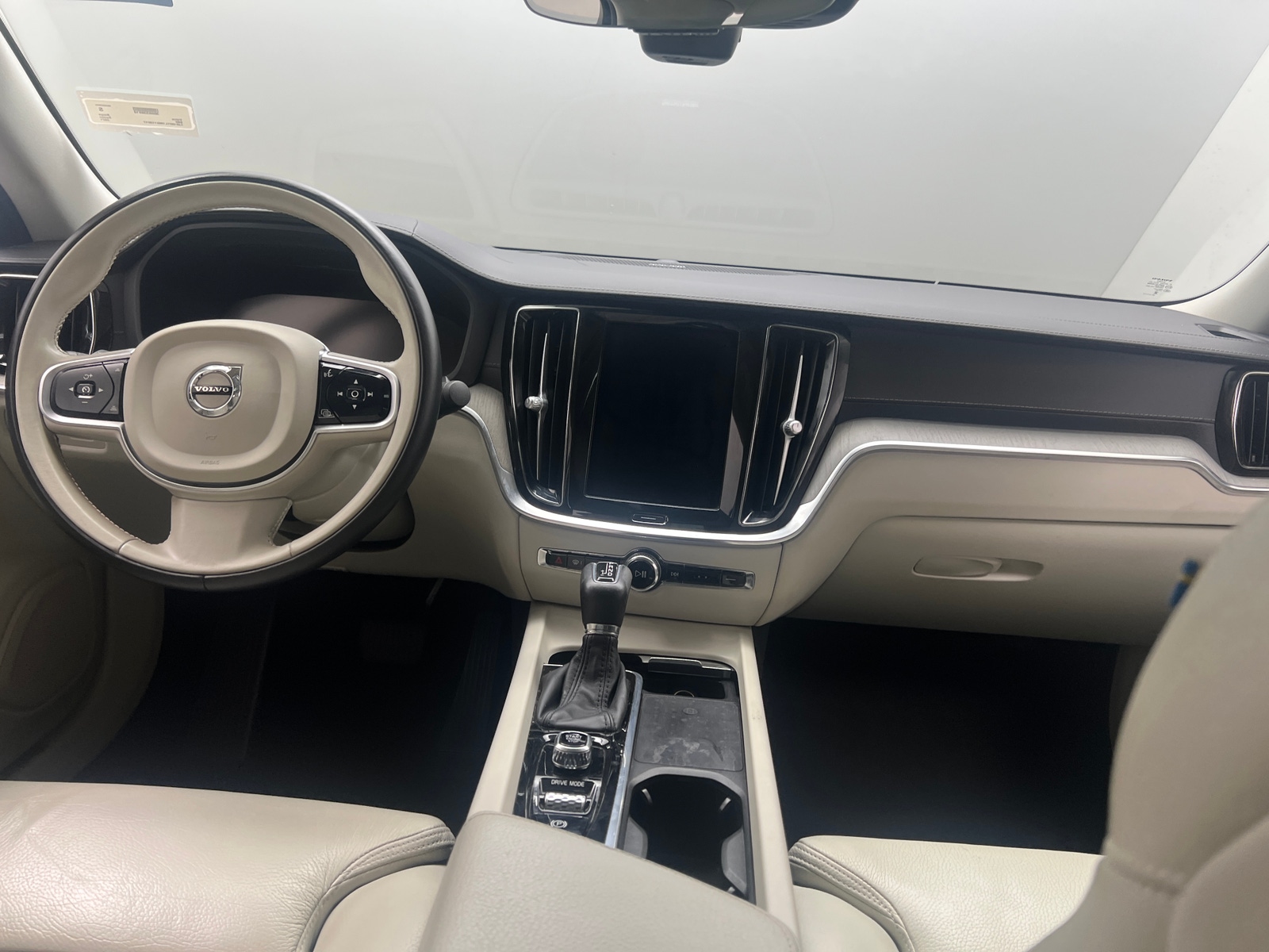 Thumbnail: 2021 Volvo S60 - 2