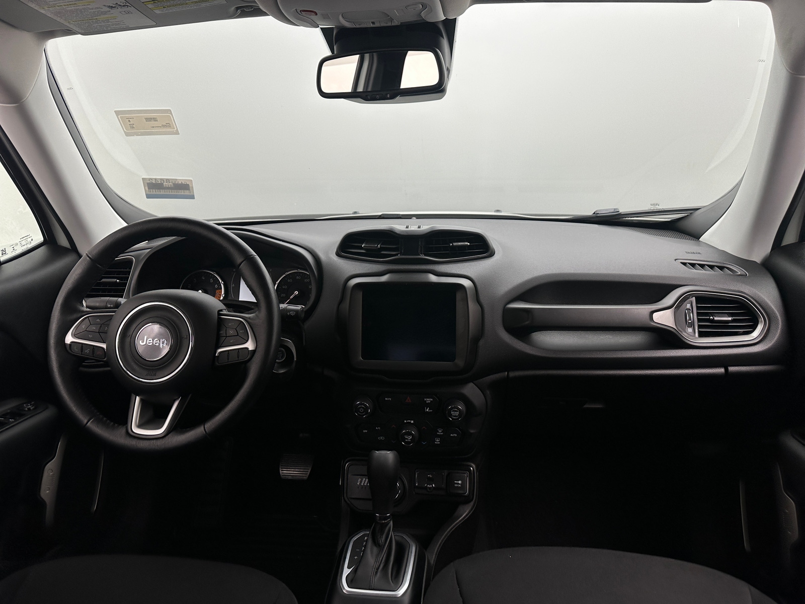 Thumbnail: 2023 Jeep Renegade - 3