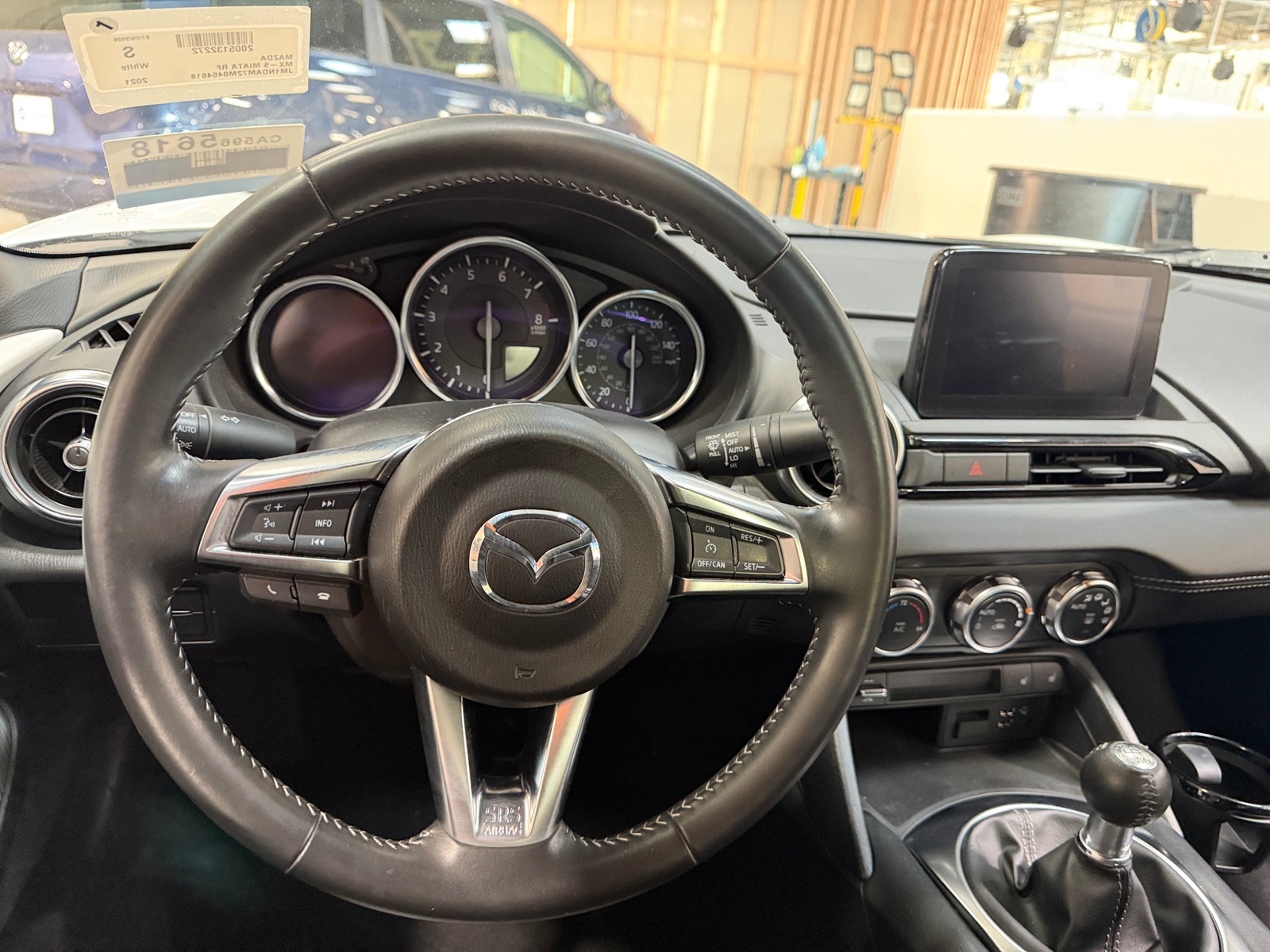 Thumbnail: 2021 Mazda MX-5 Miata - 4
