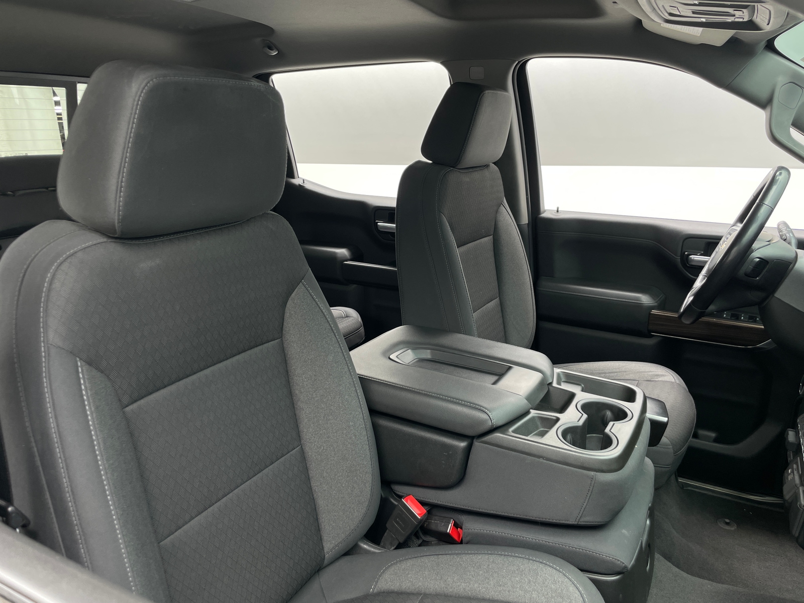 Thumbnail: 2020 Chevrolet Silverado 1500 - 2