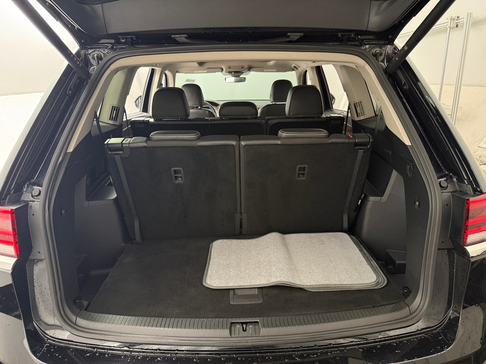 Thumbnail: 2024 Volkswagen Atlas - 7