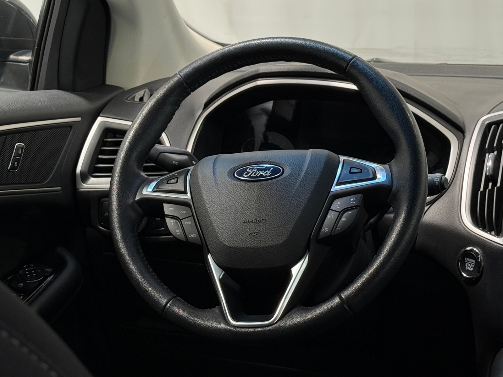 Thumbnail: 2018 Ford Edge - 5