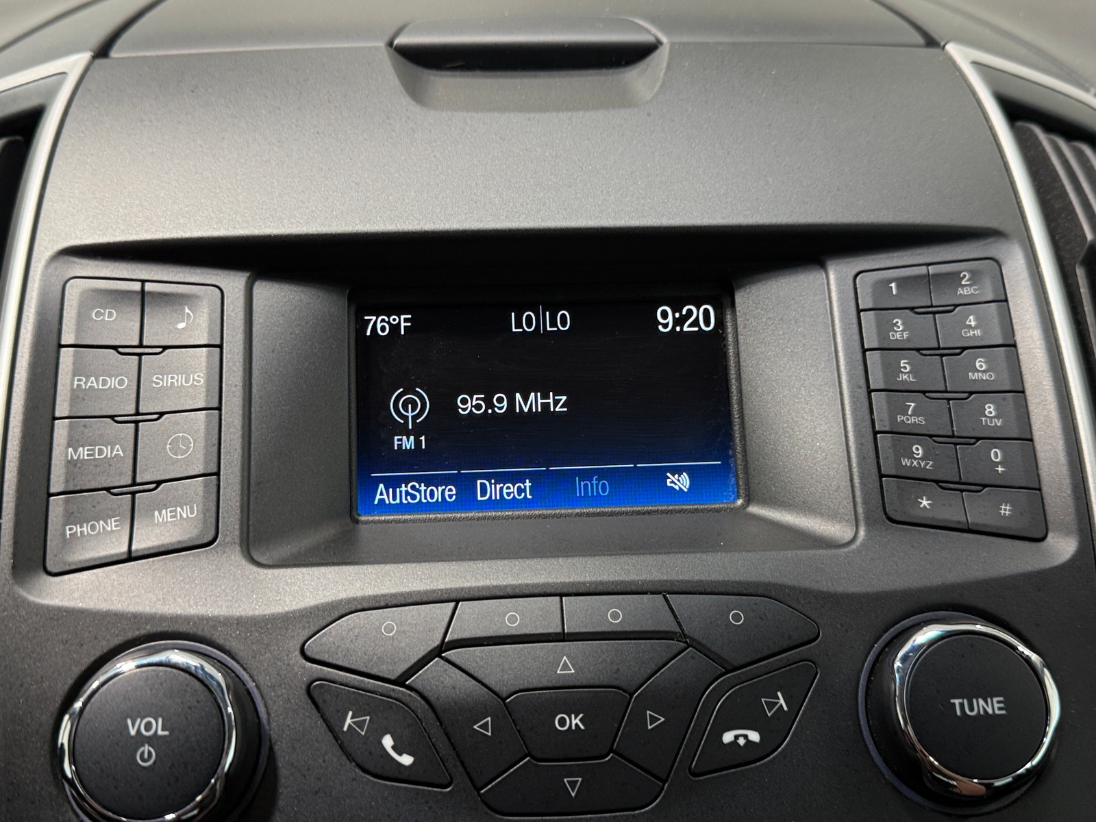 Thumbnail: 2018 Ford Edge - 4