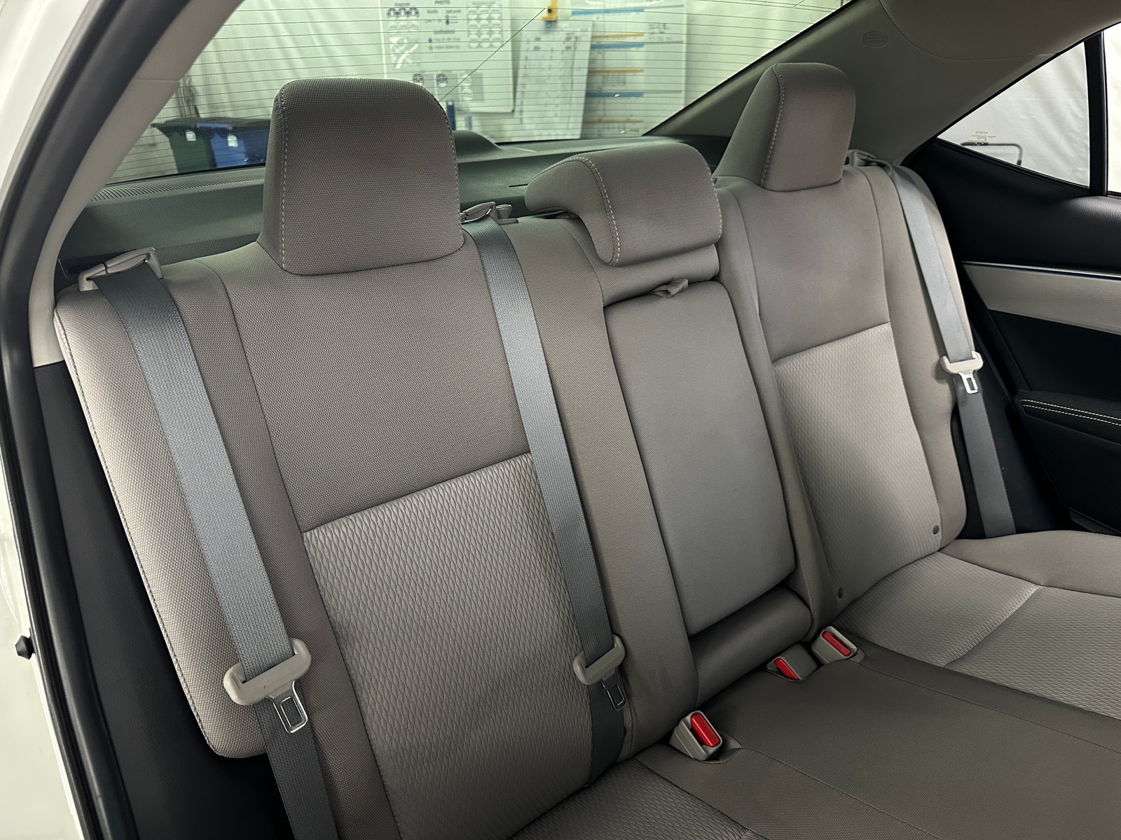 Thumbnail: 2015 Toyota Corolla - 6