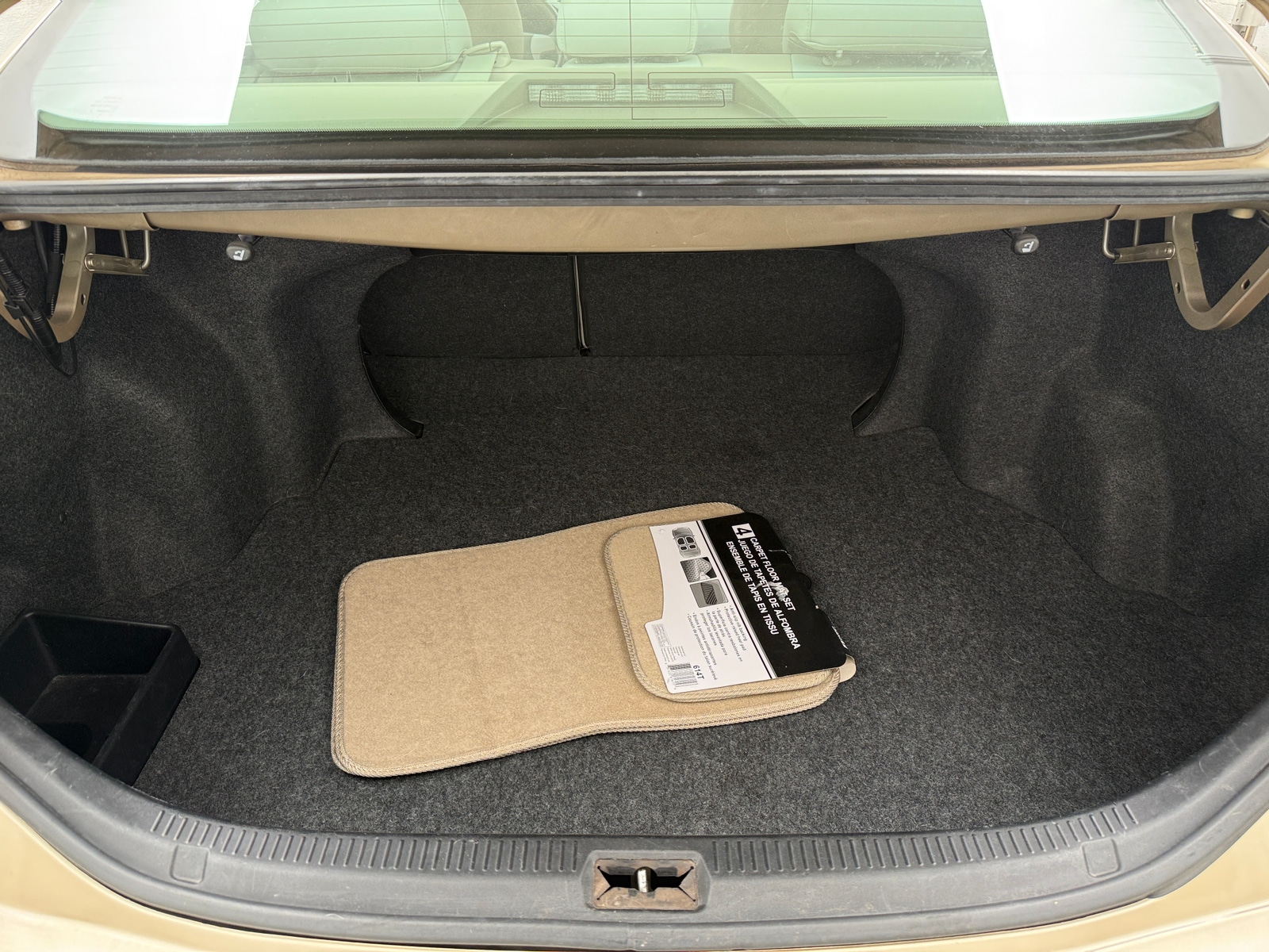 Thumbnail: 2011 Toyota Camry - 7