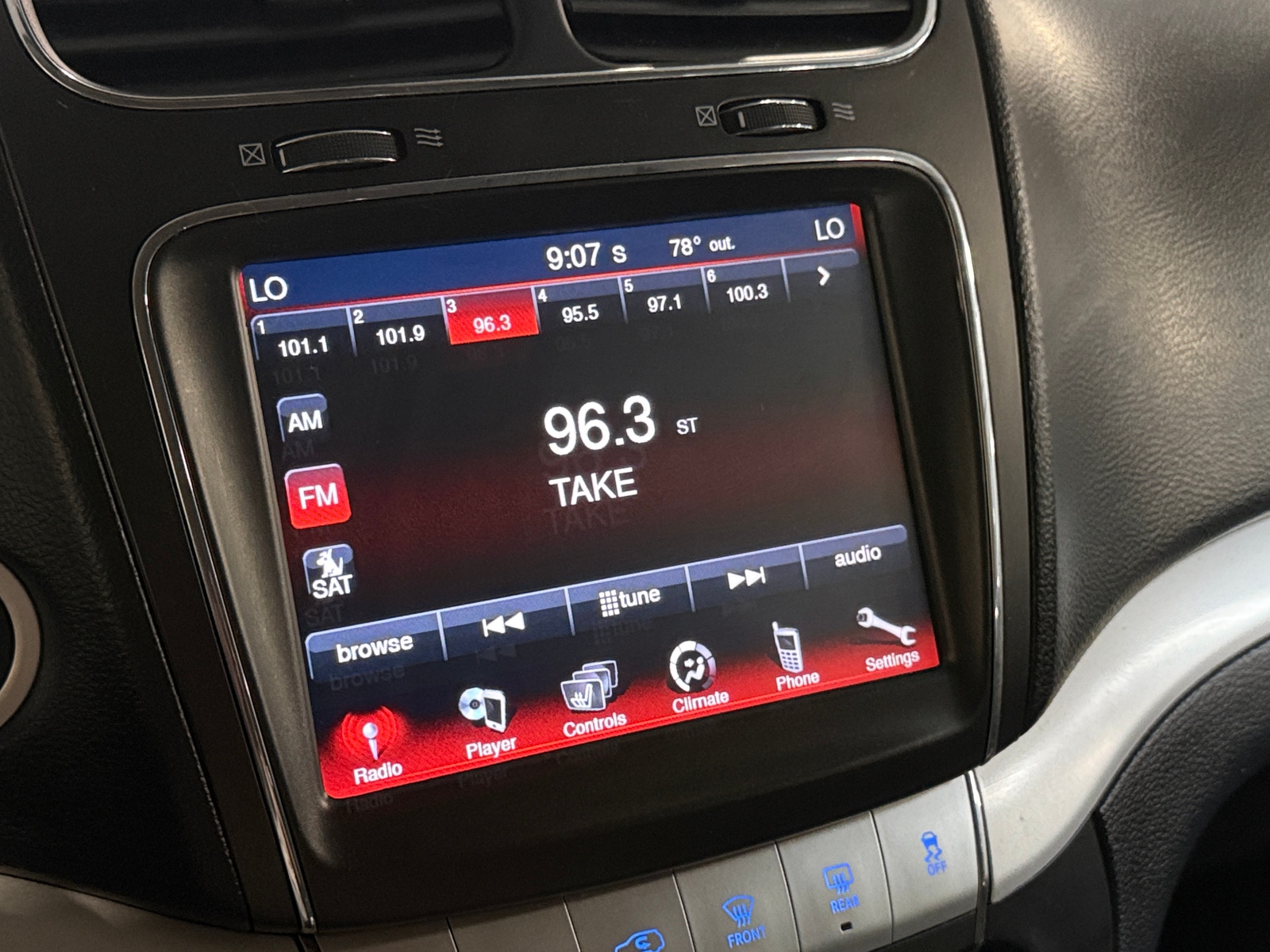 Thumbnail: 2019 Dodge Journey - 3