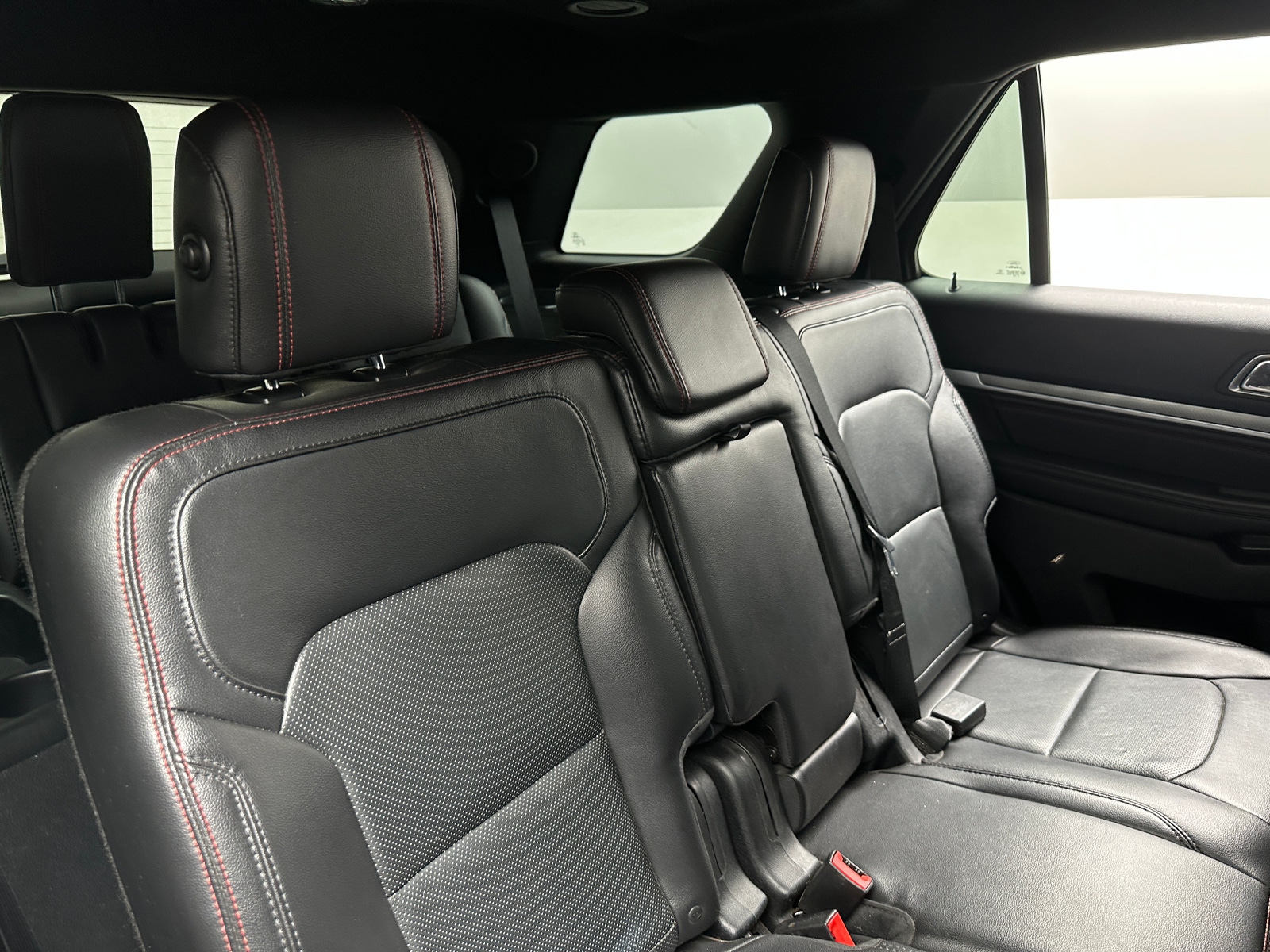 Thumbnail: 2017 Ford Explorer - 5