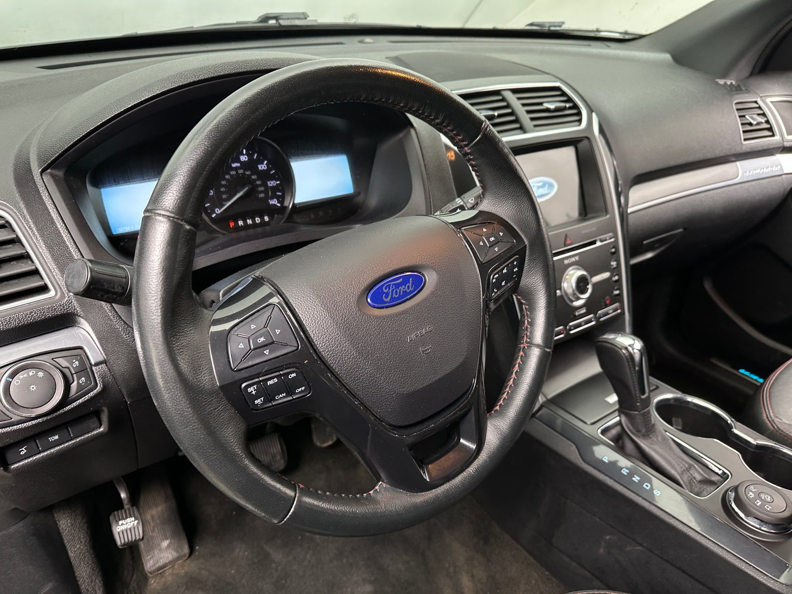 Thumbnail: 2017 Ford Explorer - 4