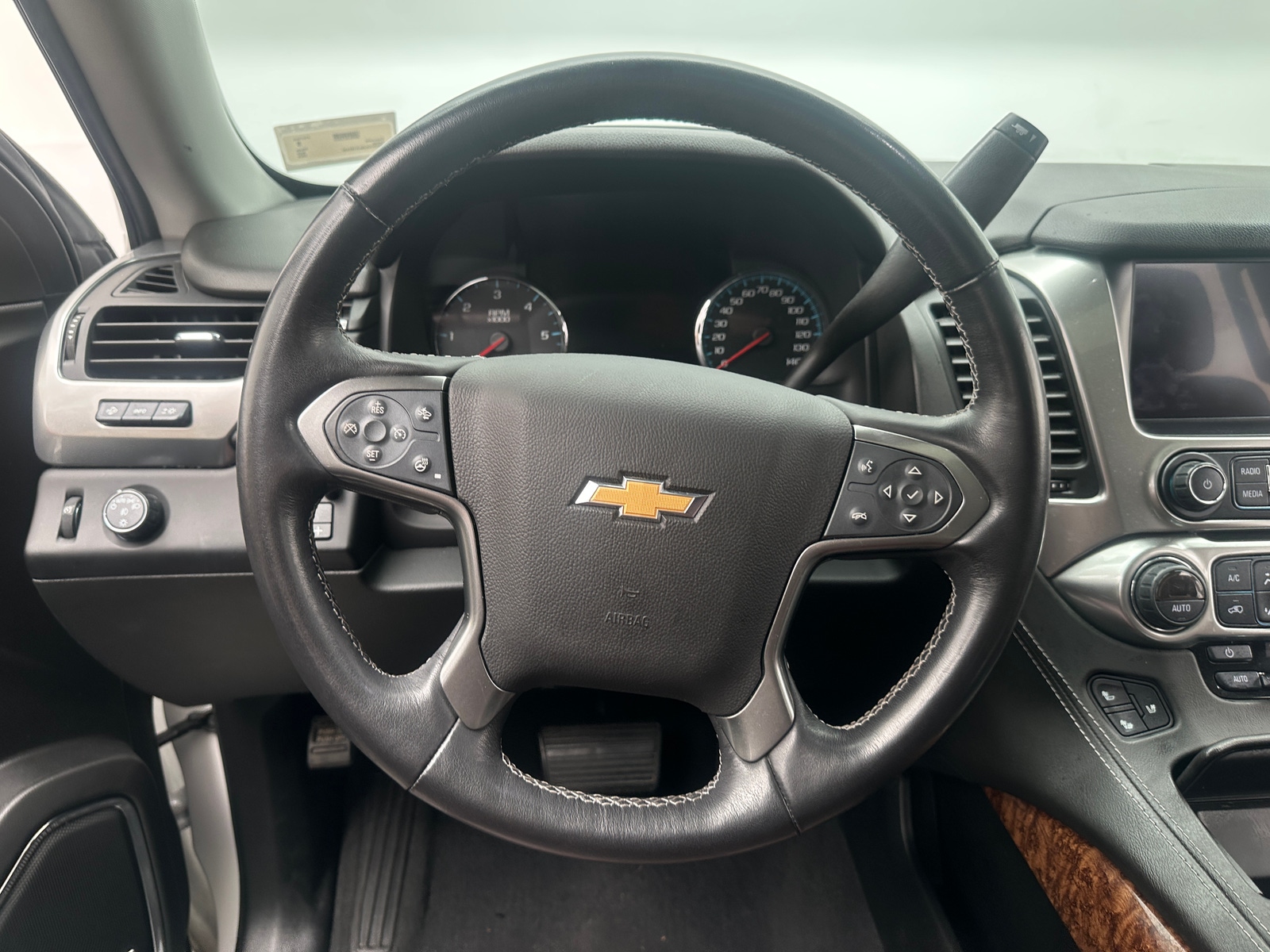Thumbnail: 2020 Chevrolet Tahoe - 4