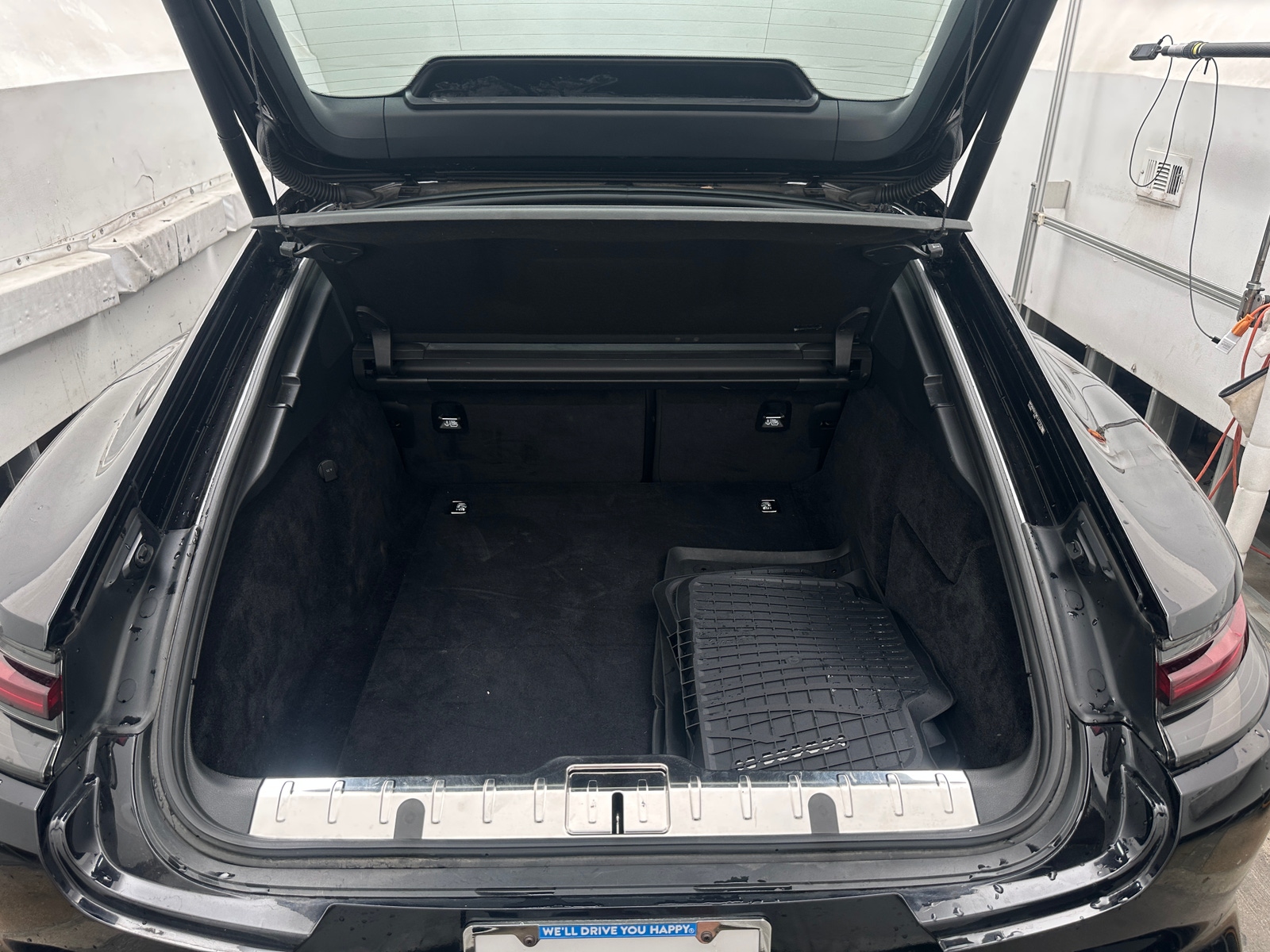 Thumbnail: 2019 Porsche Panamera - 6