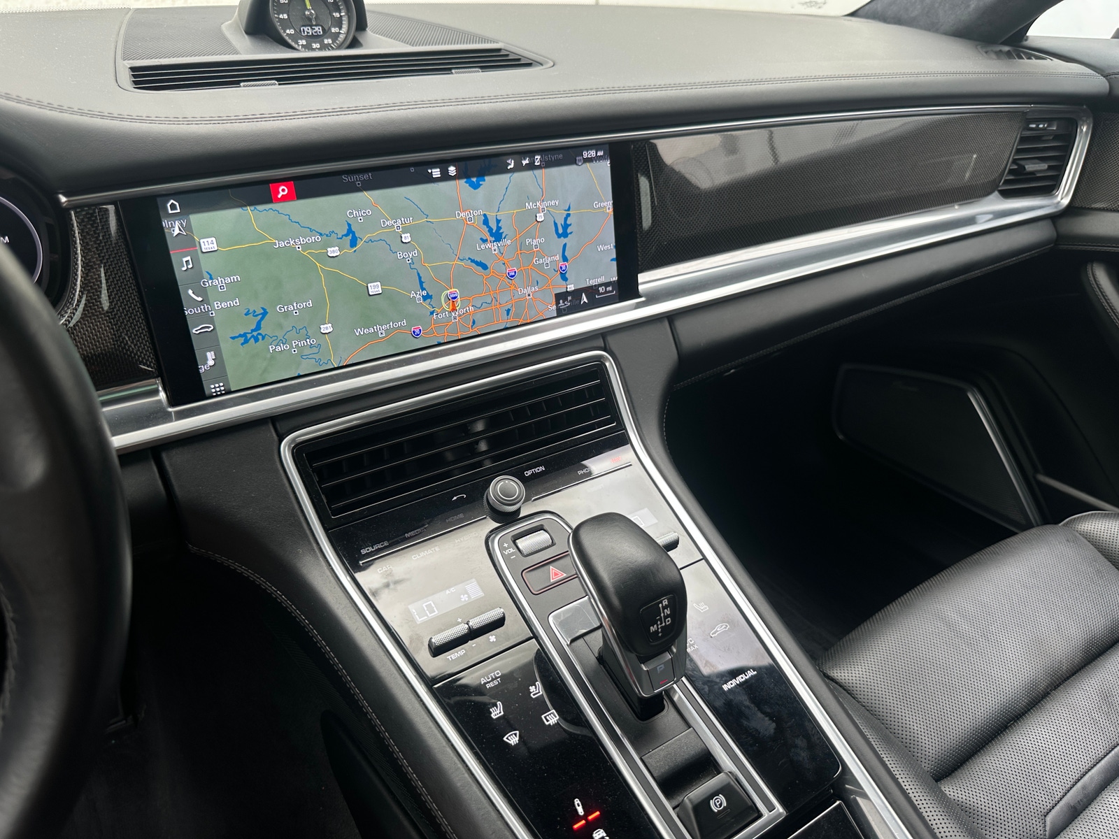 Thumbnail: 2019 Porsche Panamera - 3