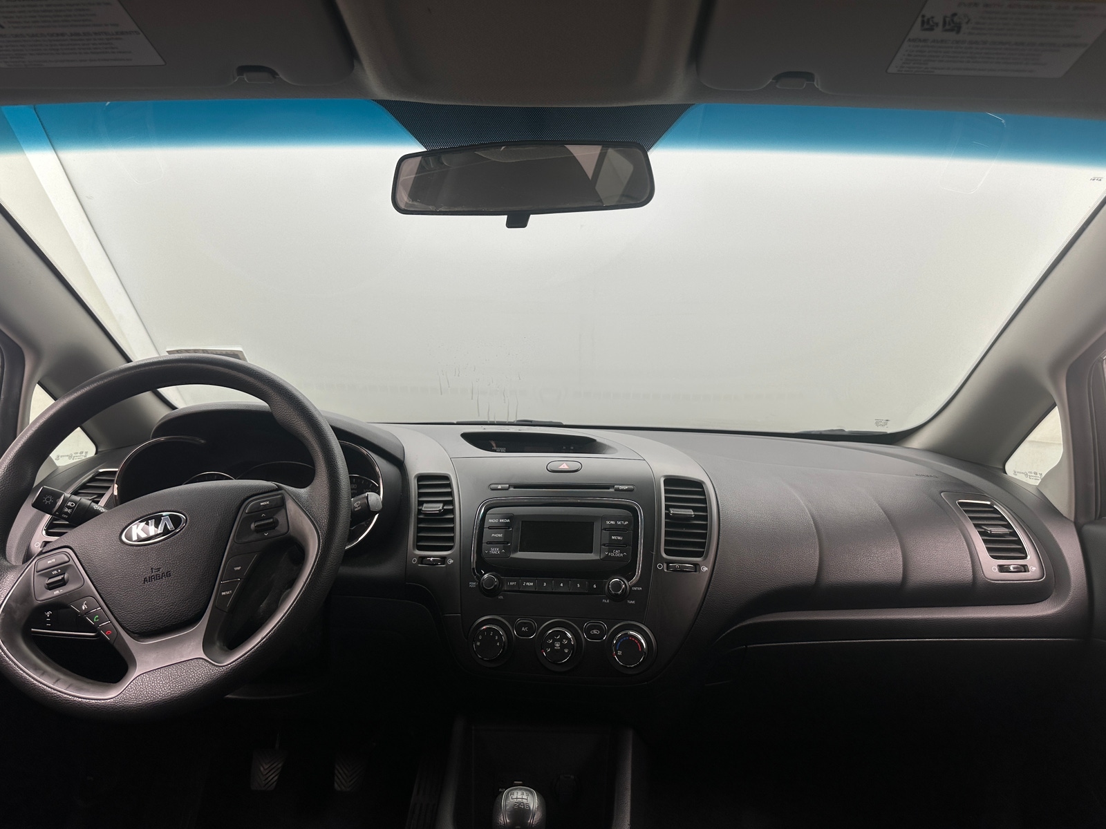 Thumbnail: 2017 Kia Forte - 3