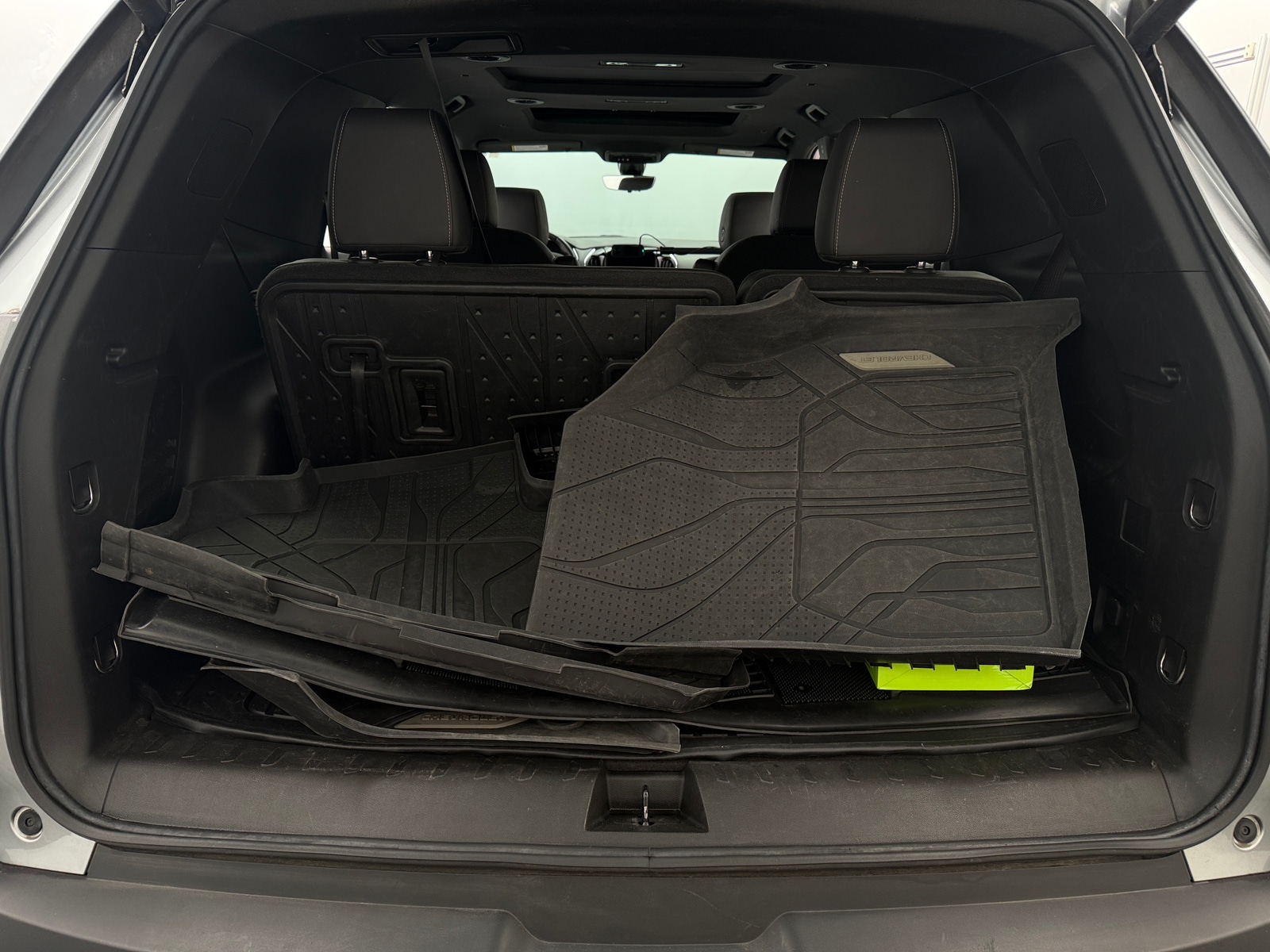 Thumbnail: 2023 Chevrolet Traverse - 6