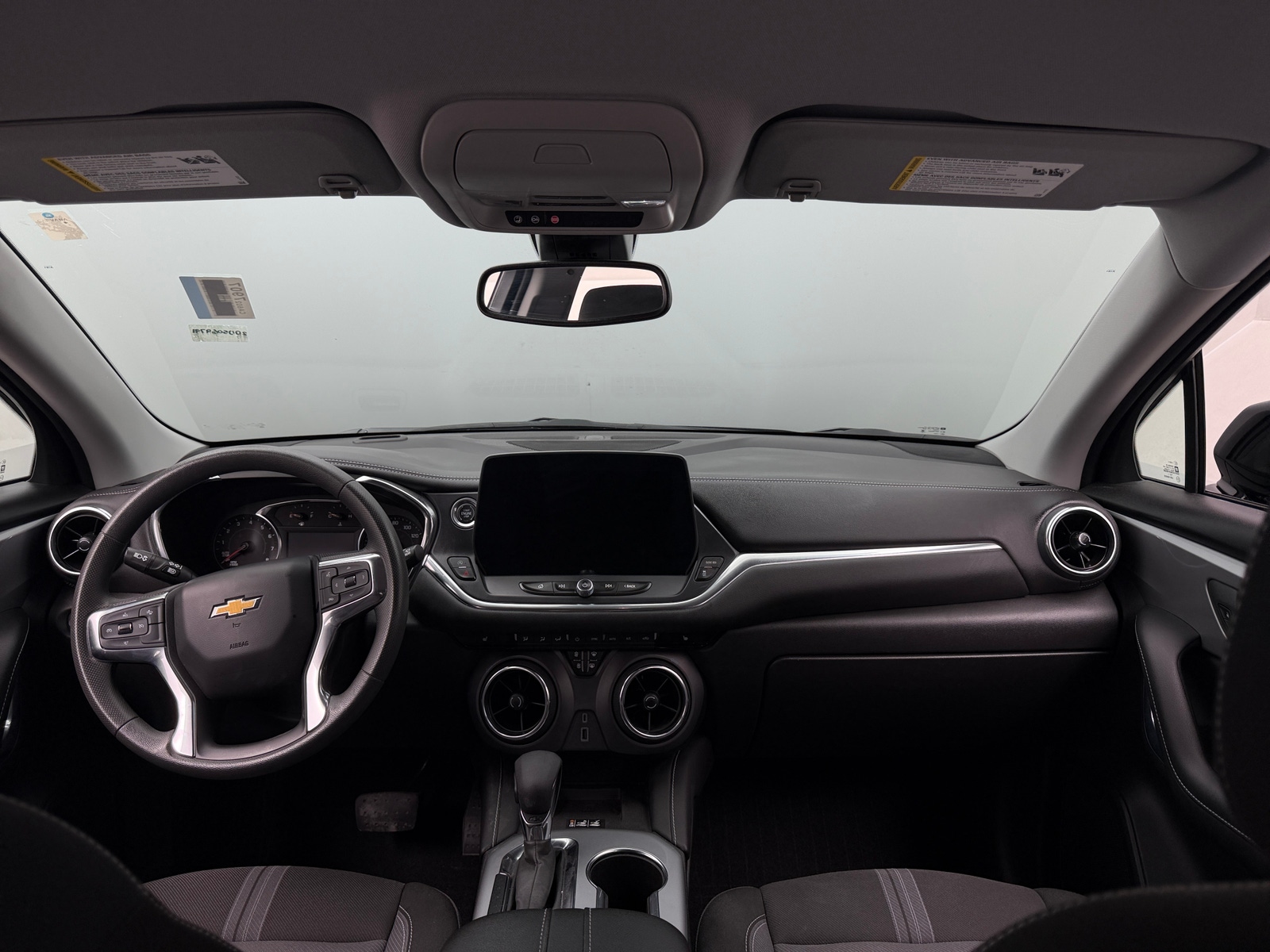 Thumbnail: 2023 Chevrolet Blazer - 3