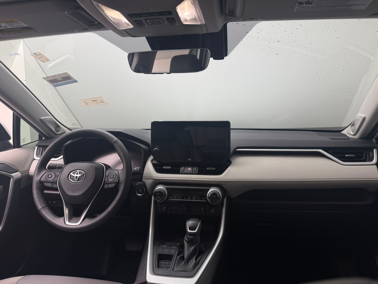 Thumbnail: 2025 Toyota RAV4 - 2