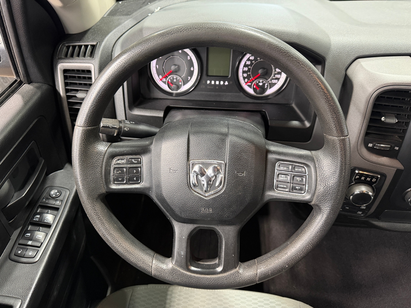 Thumbnail: 2019 RAM 1500 Classic - 5