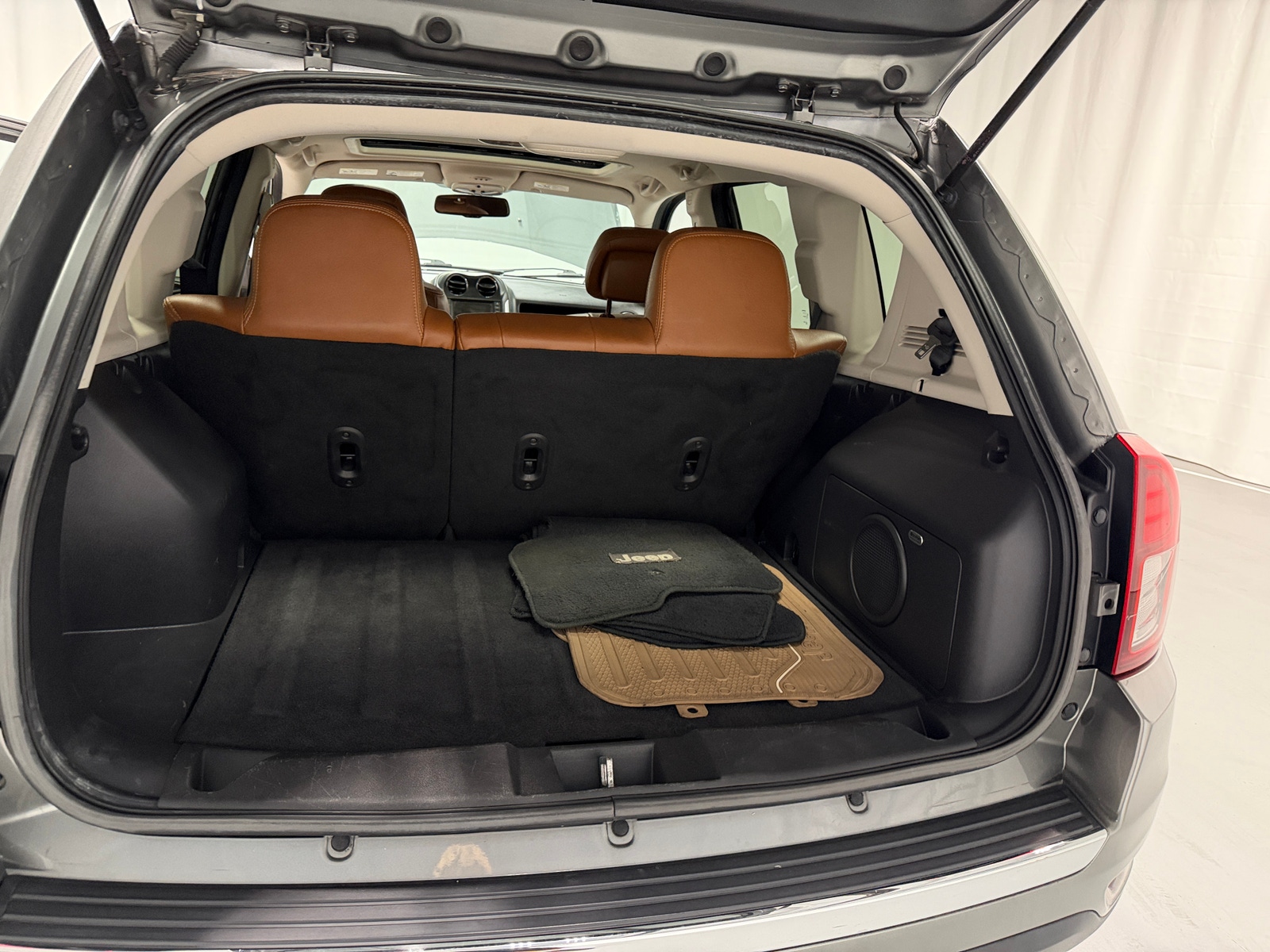Thumbnail: 2014 Jeep Compass - 6