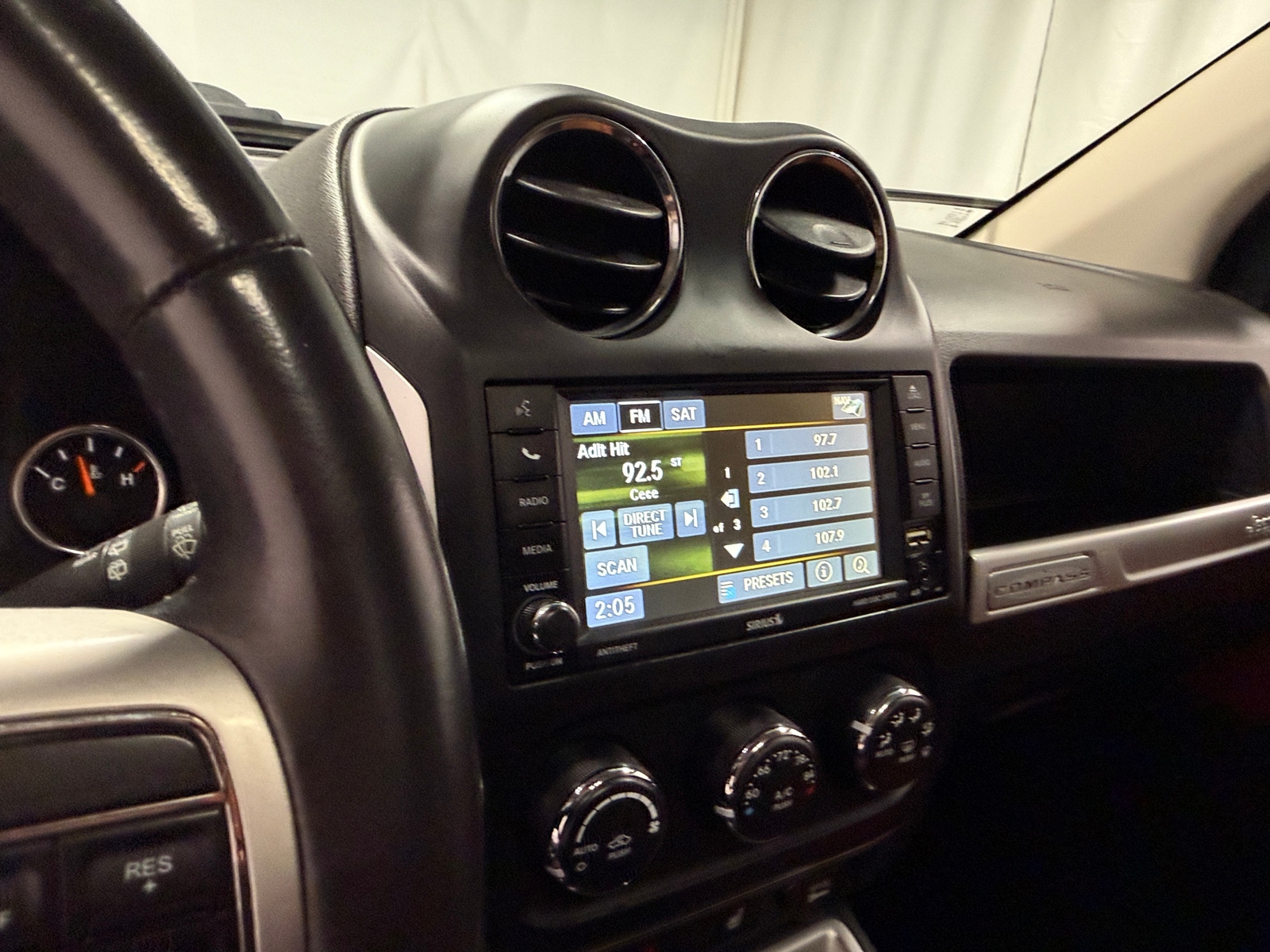 Thumbnail: 2014 Jeep Compass - 3
