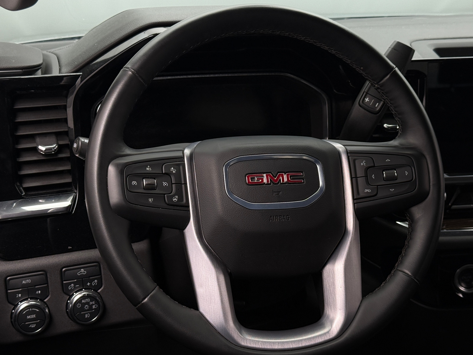 Thumbnail: 2024 GMC Sierra 1500 - 5
