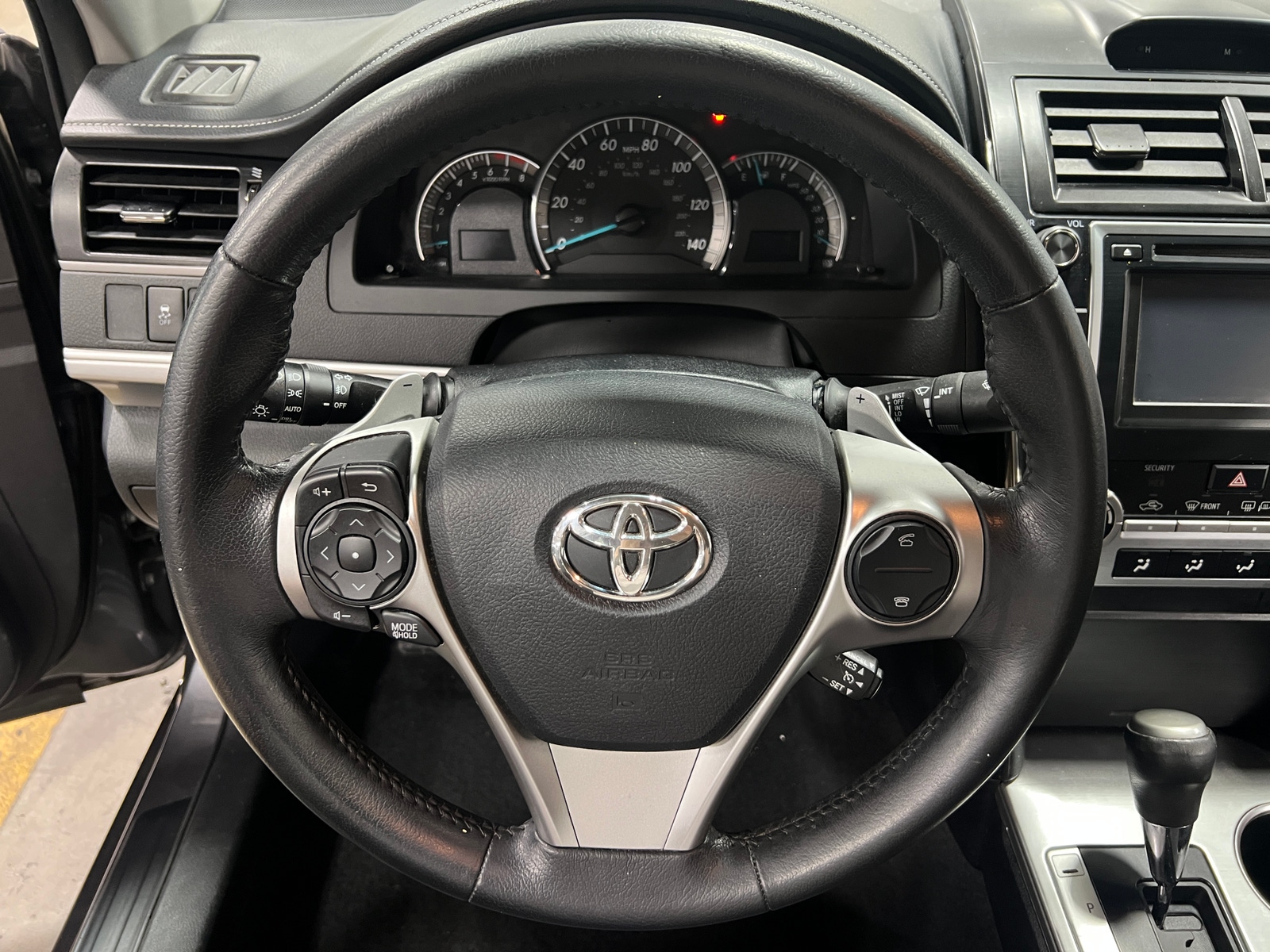 Thumbnail: 2014 Toyota Camry - 5