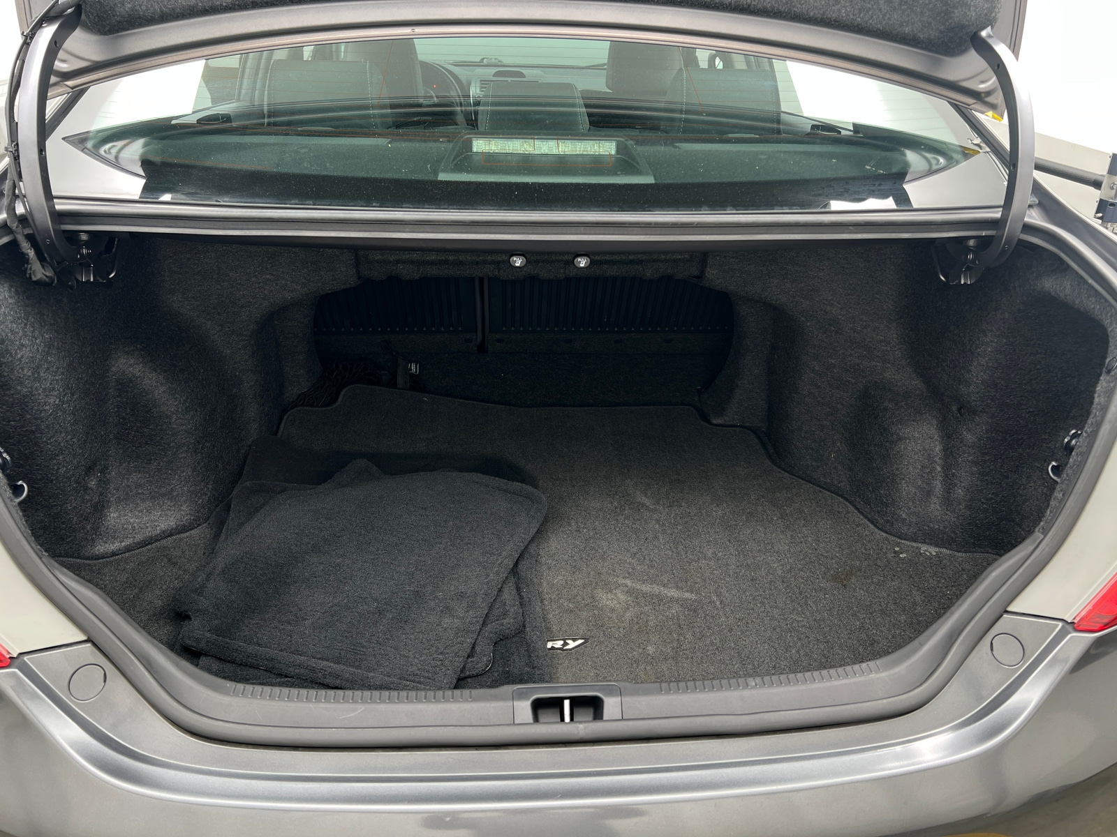 Thumbnail: 2014 Toyota Camry - 7