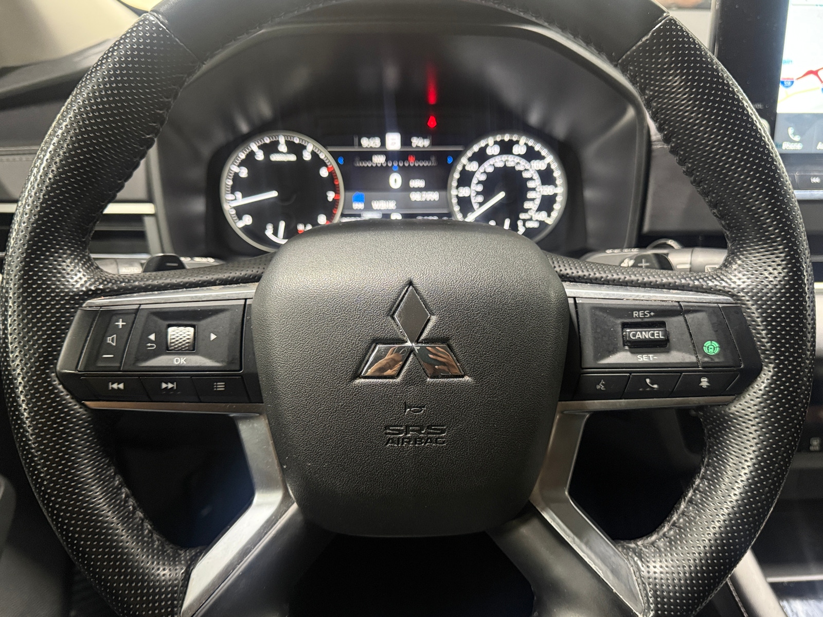 Thumbnail: 2024 Mitsubishi Outlander - 5