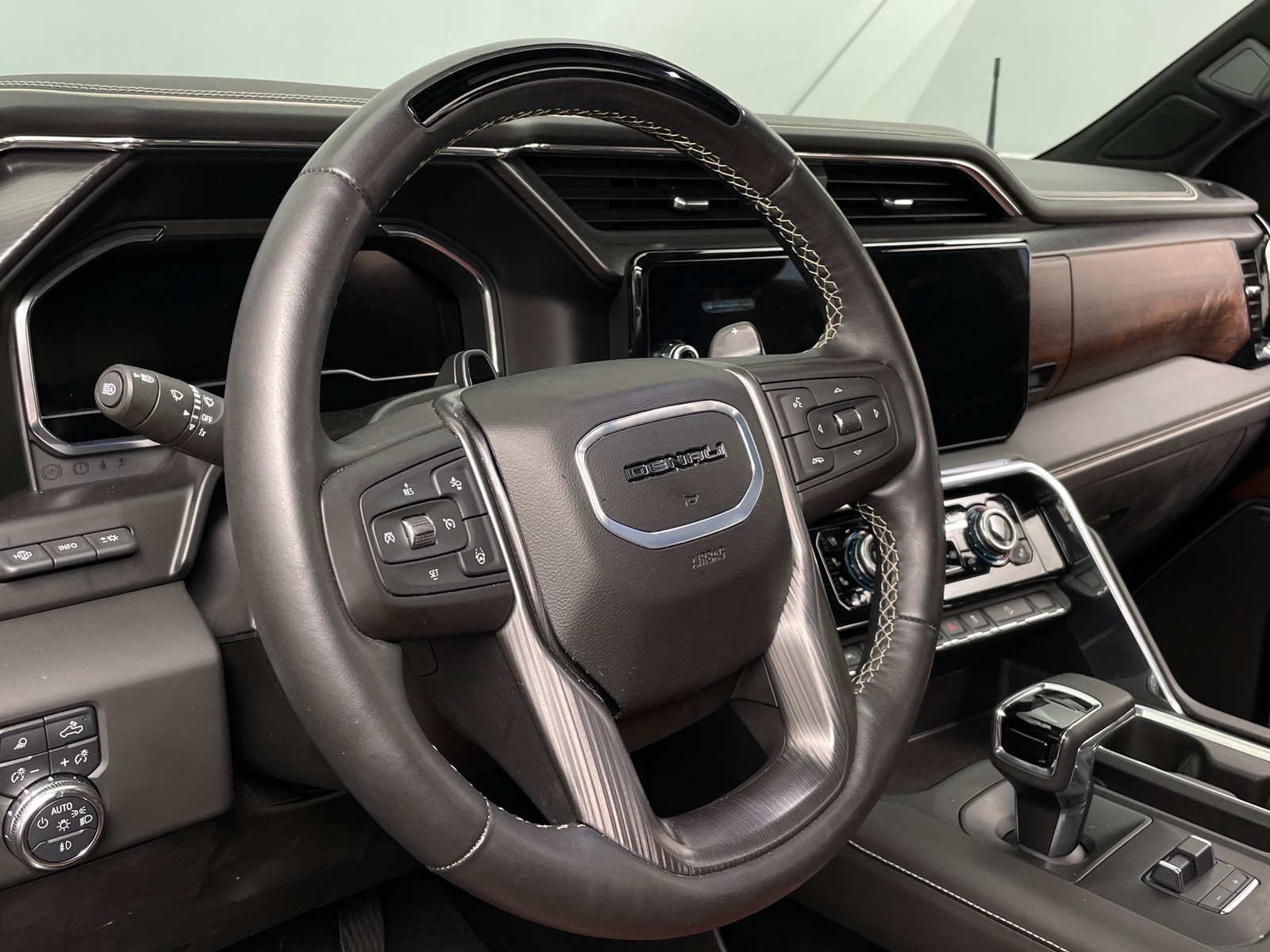 Thumbnail: 2025 GMC Sierra 1500 - 4