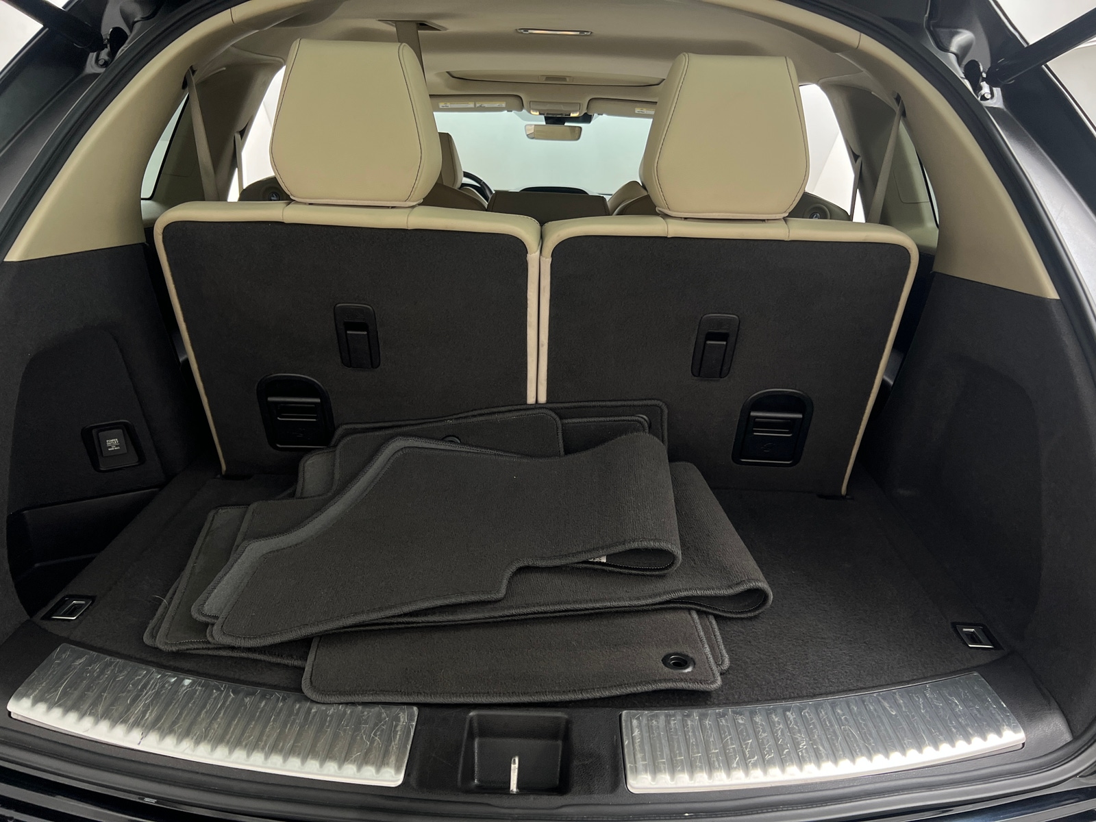 Thumbnail: 2019 Acura MDX - 6