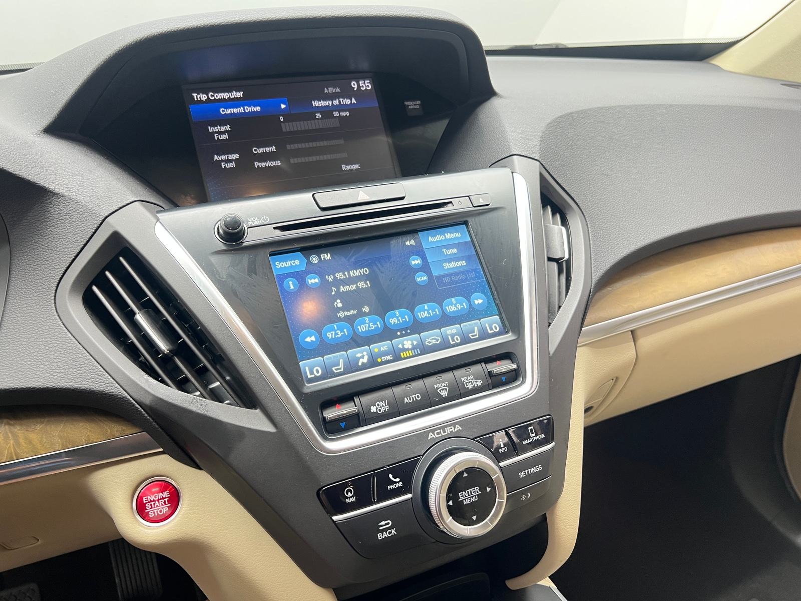 Thumbnail: 2019 Acura MDX - 3