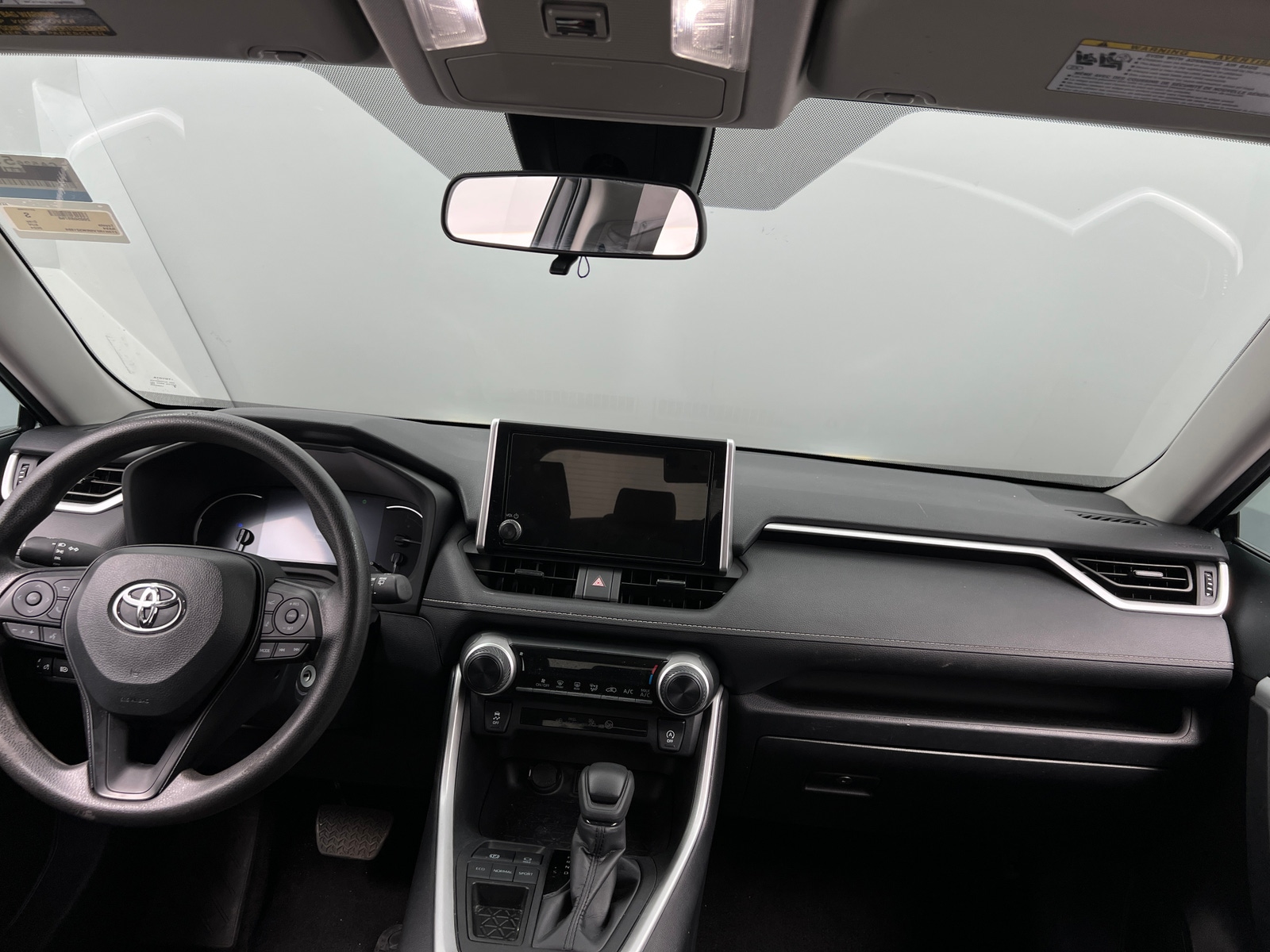 Thumbnail: 2024 Toyota RAV4 - 3