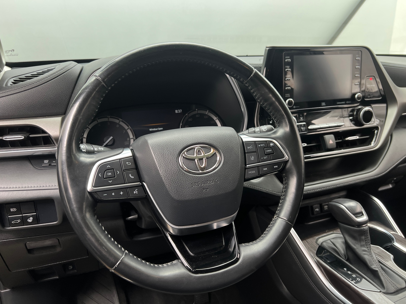 Thumbnail: 2021 Toyota Highlander - 4