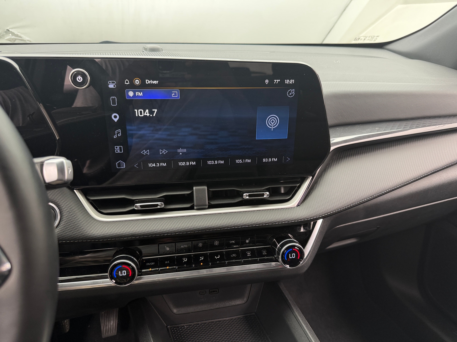 Thumbnail: 2026 Chevrolet Equinox - 3