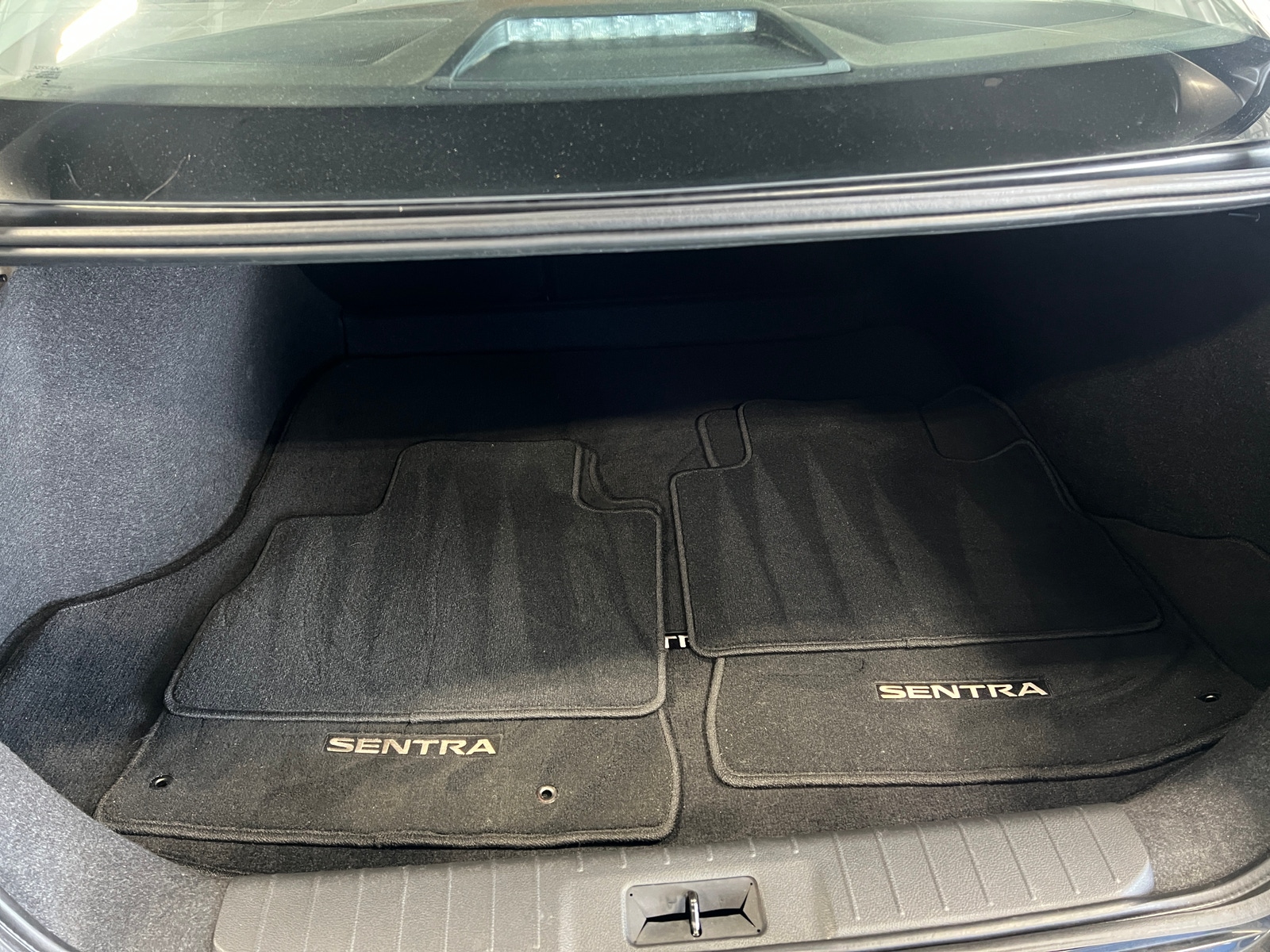 Thumbnail: 2023 Nissan Sentra - 7