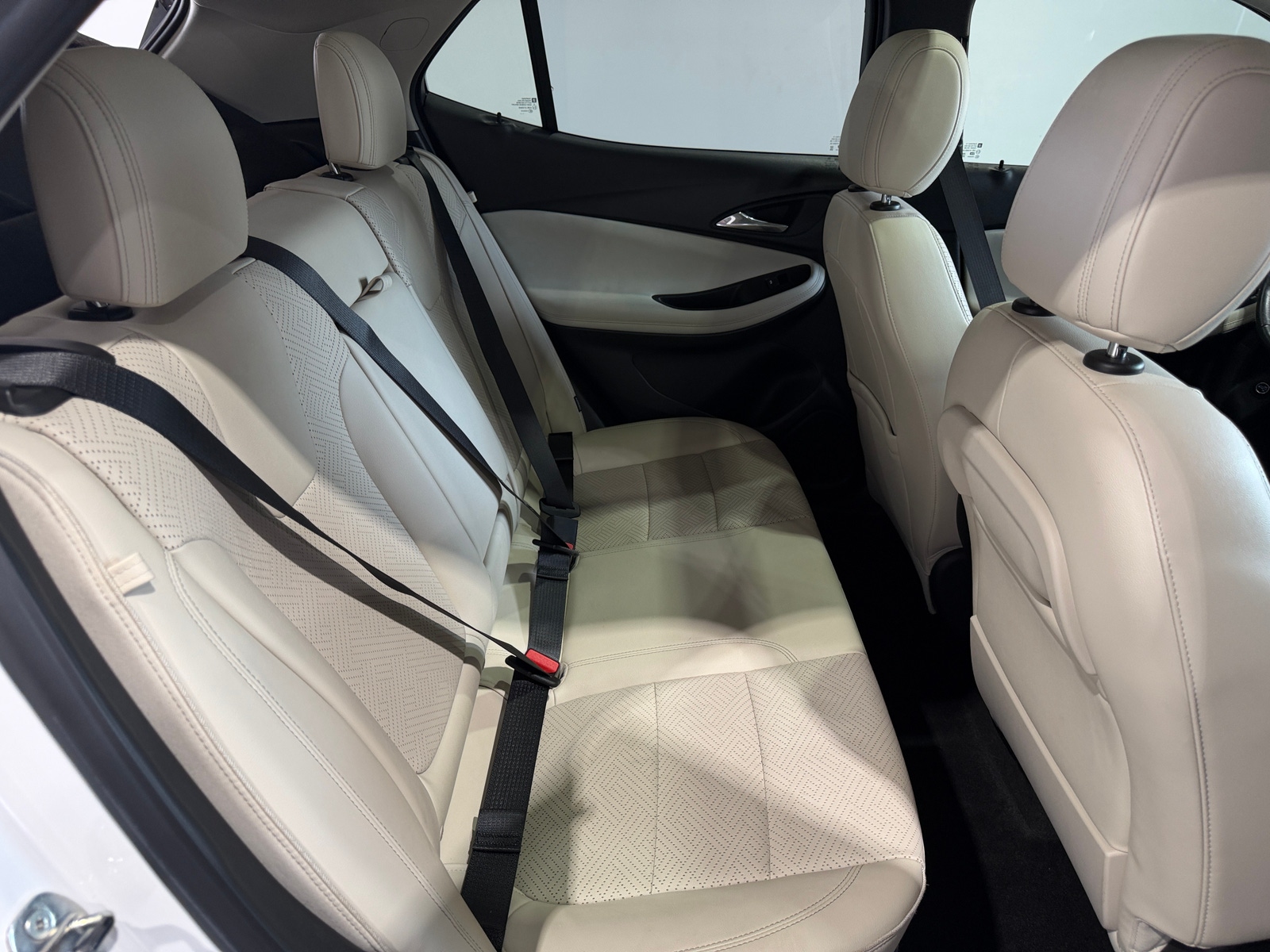 Thumbnail: 2023 Buick Encore GX - 5