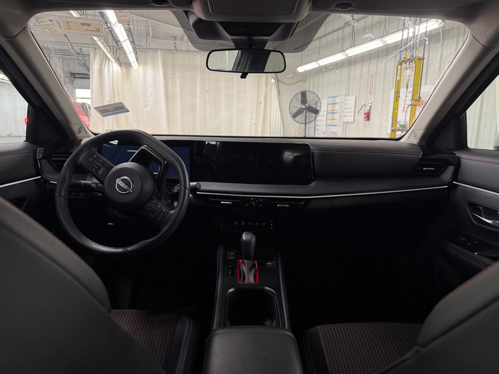 Thumbnail: 2025 Nissan Kicks - 2